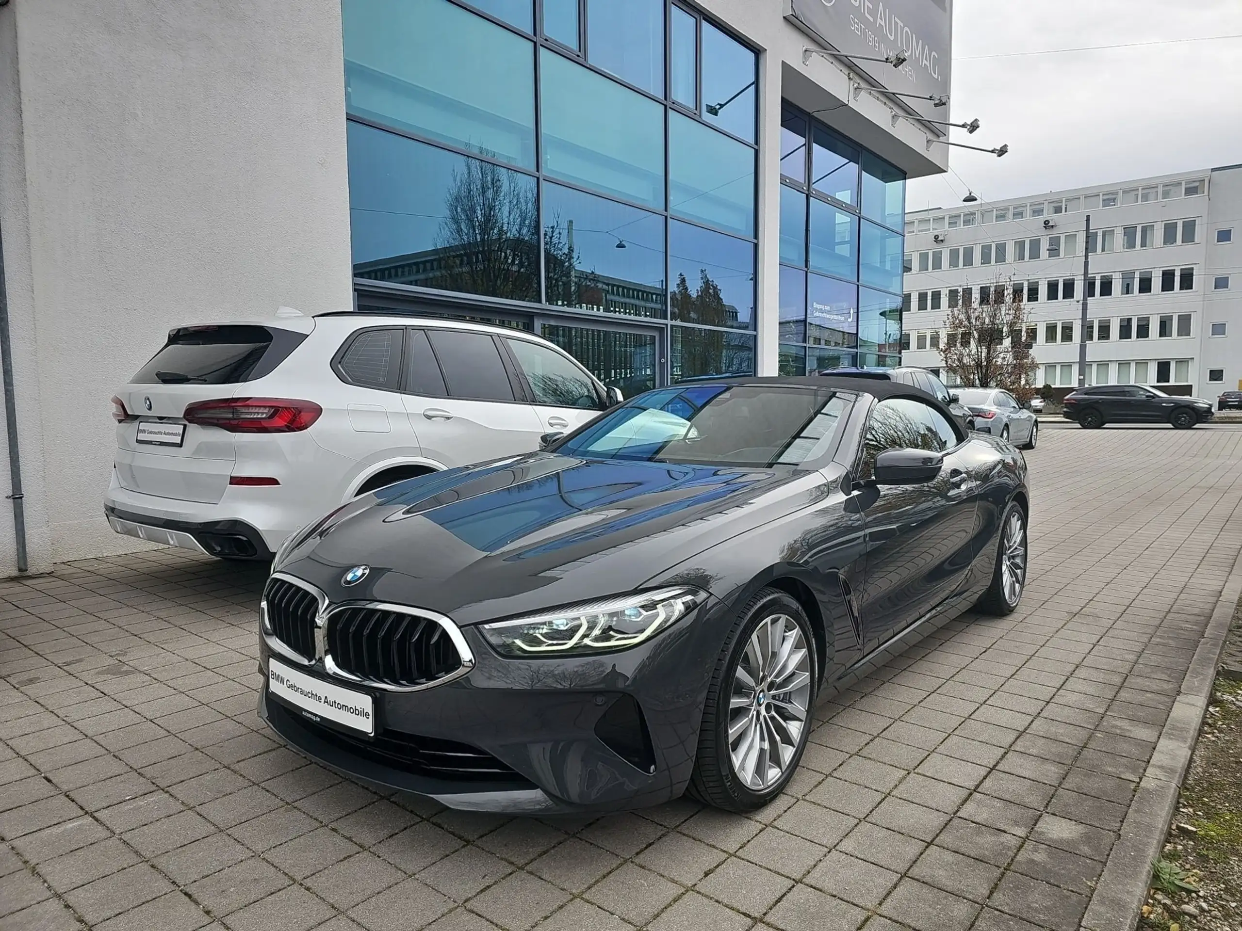 BMW - 840