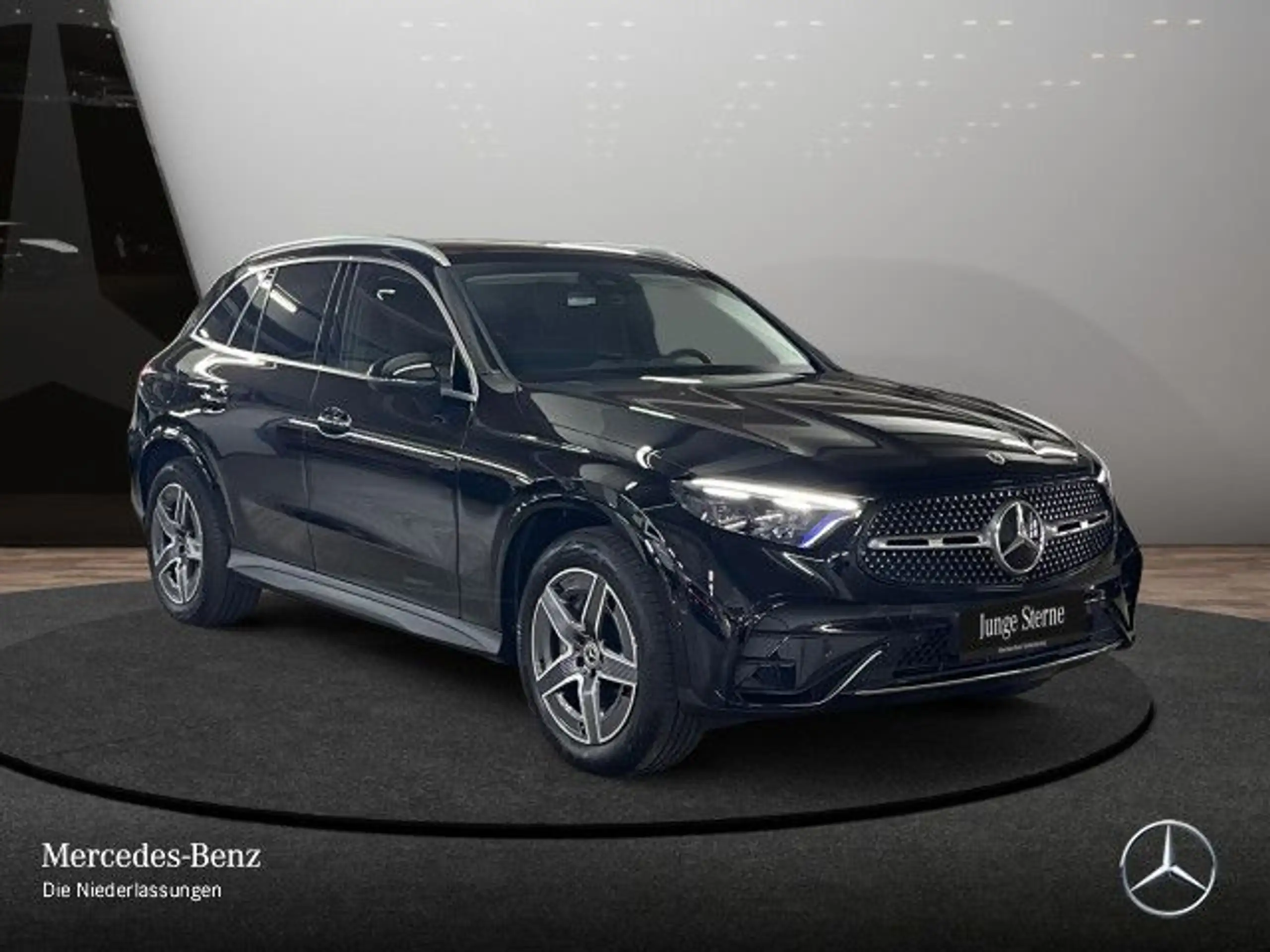 Mercedes-Benz - GLC 200