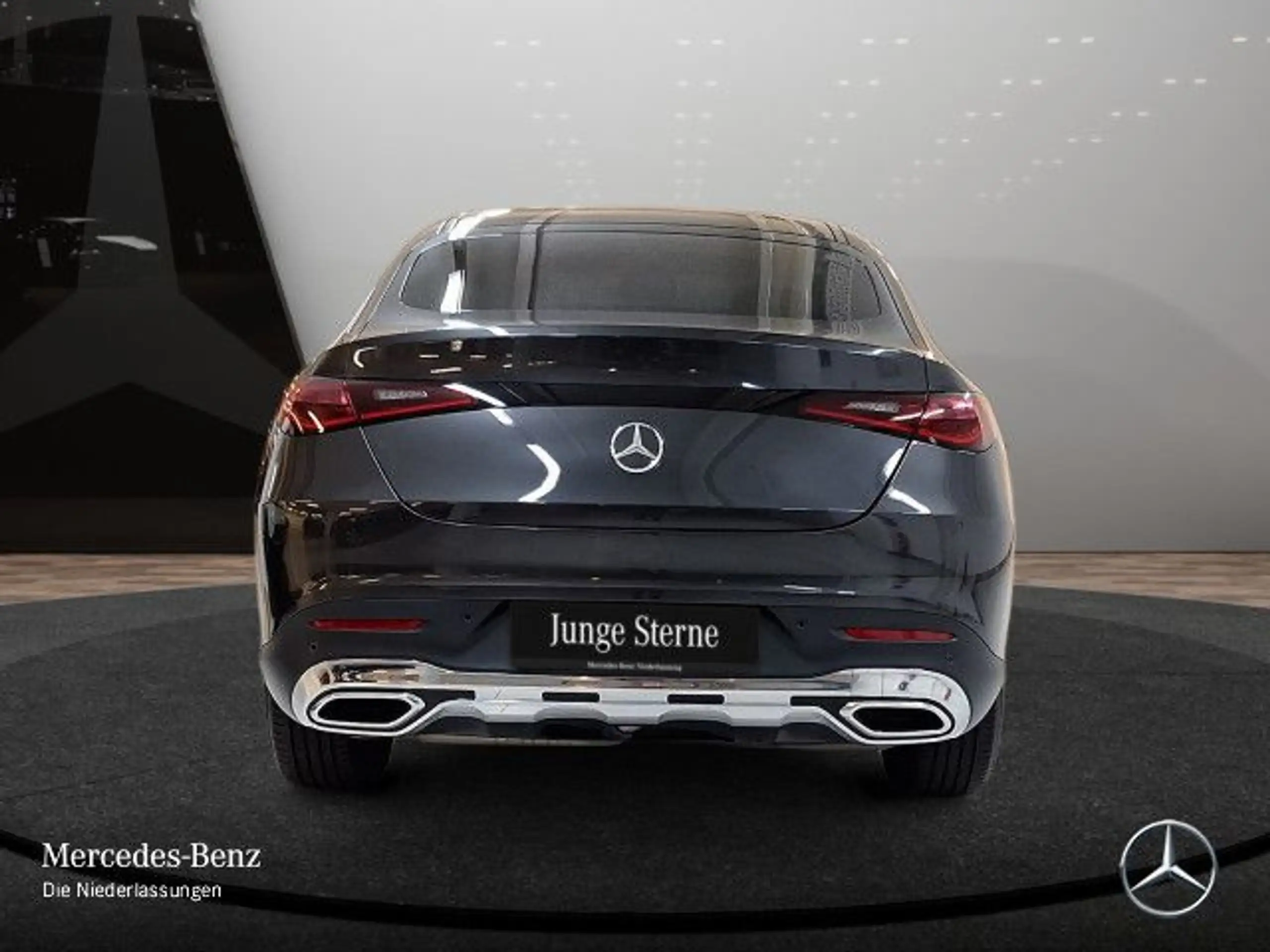 Mercedes-Benz - GLC 220