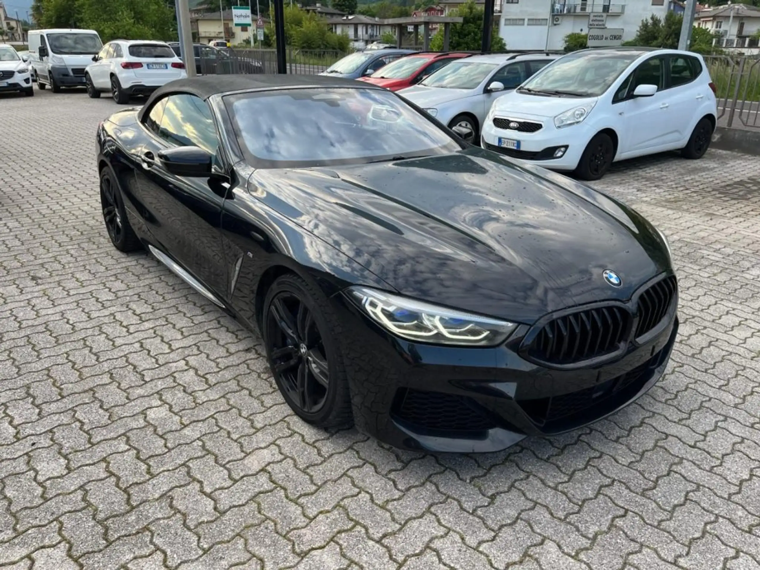 BMW - 840