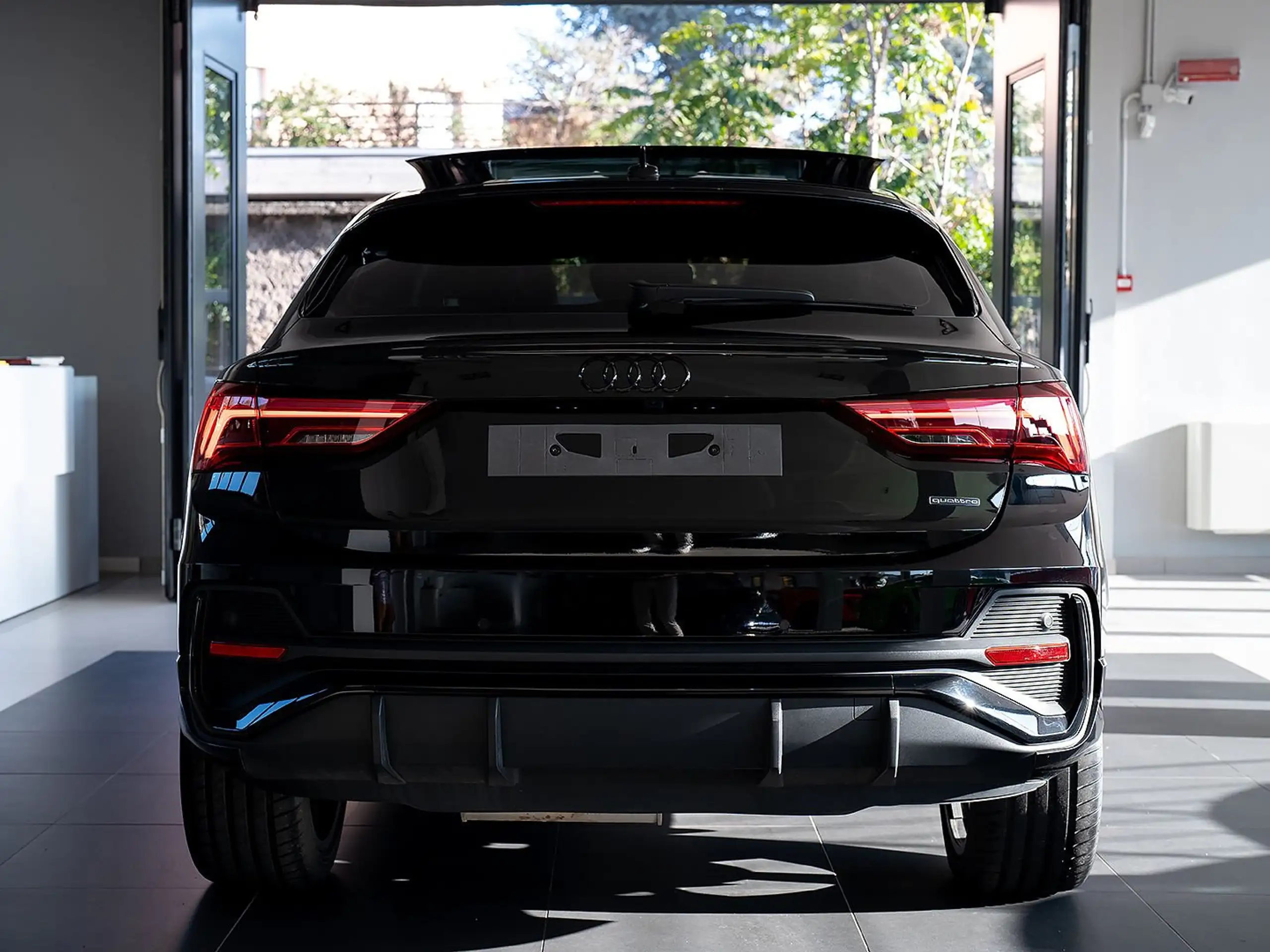 Audi - Q3