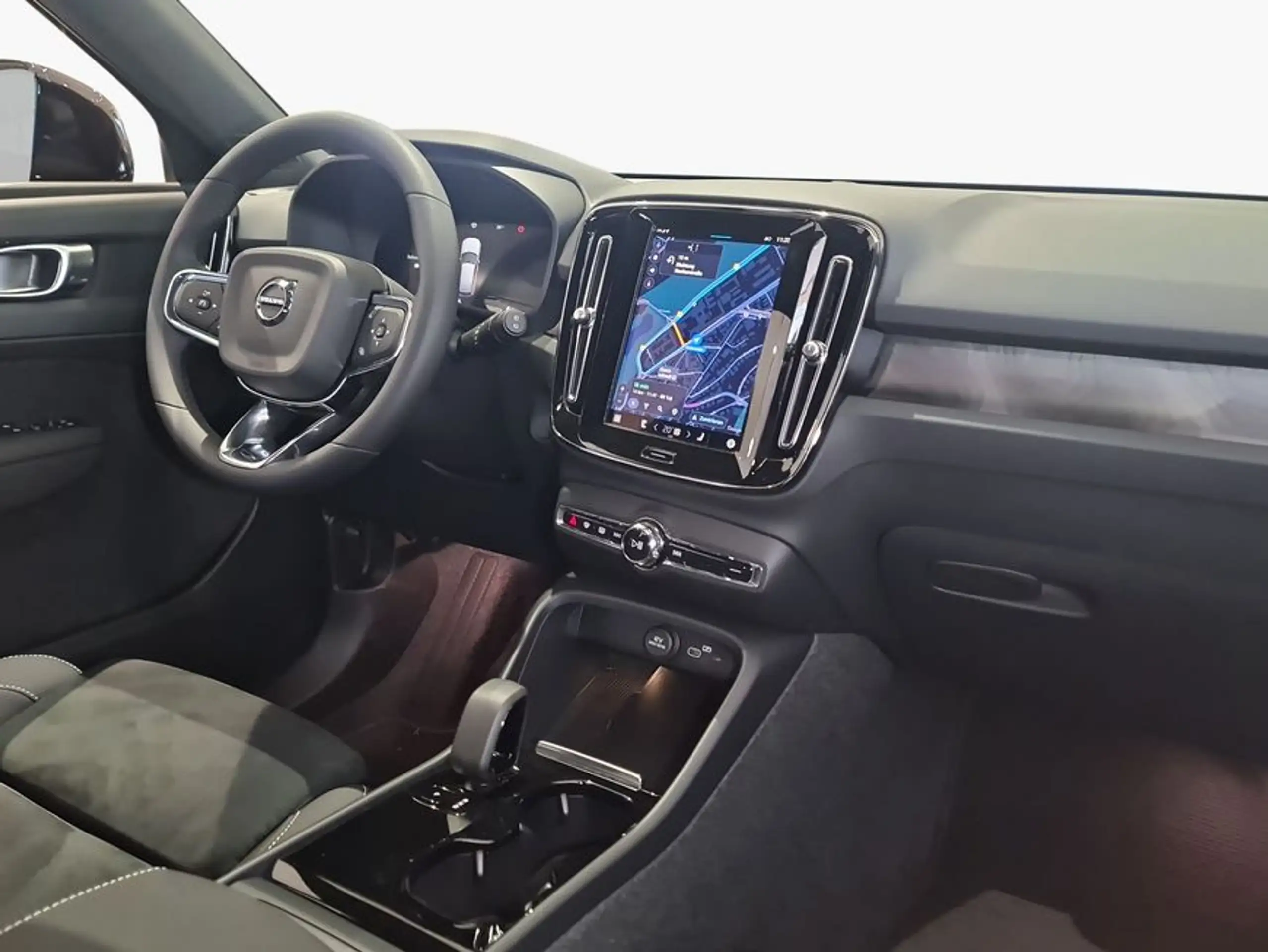 Volvo - XC40