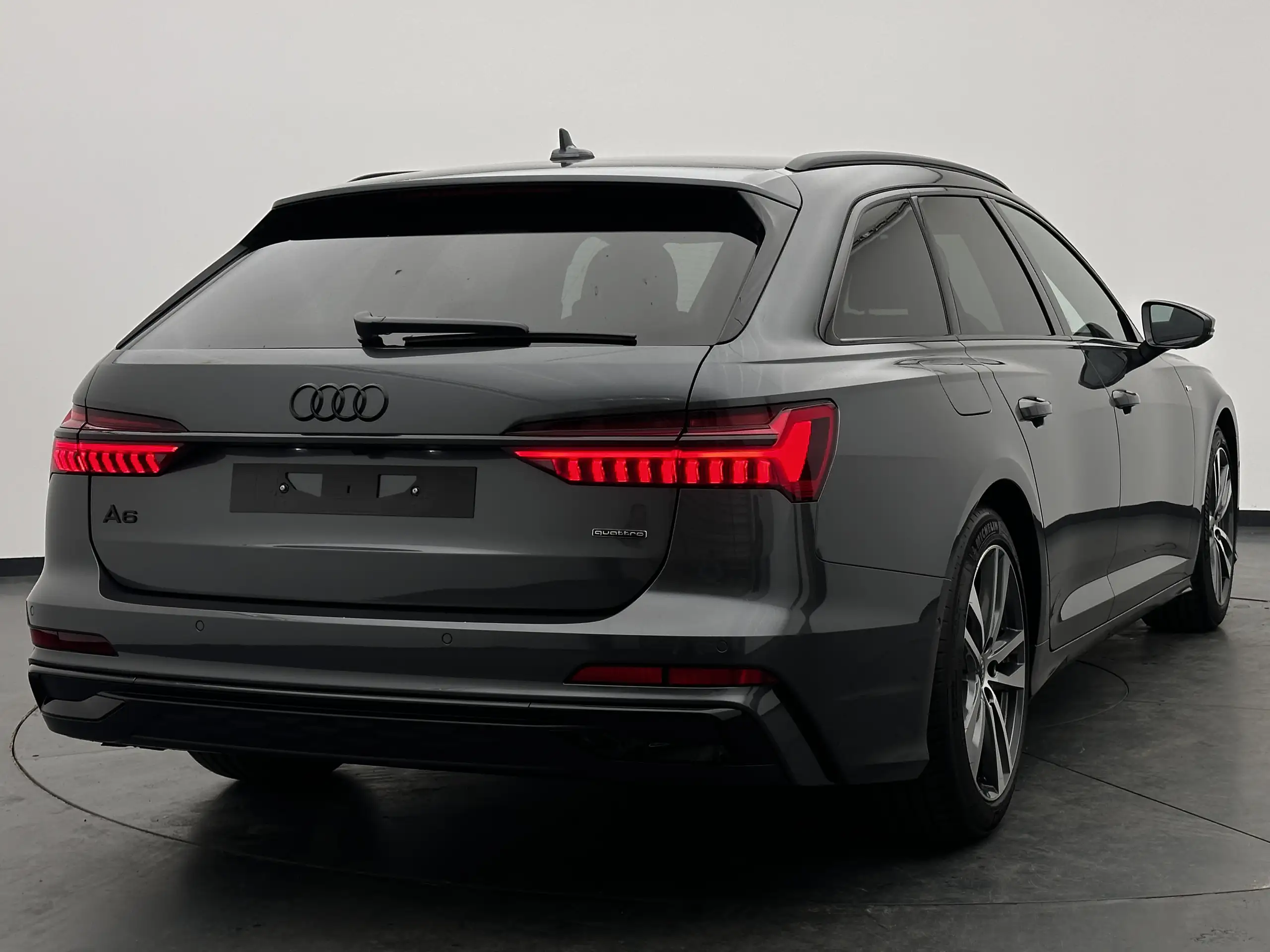 Audi - A6