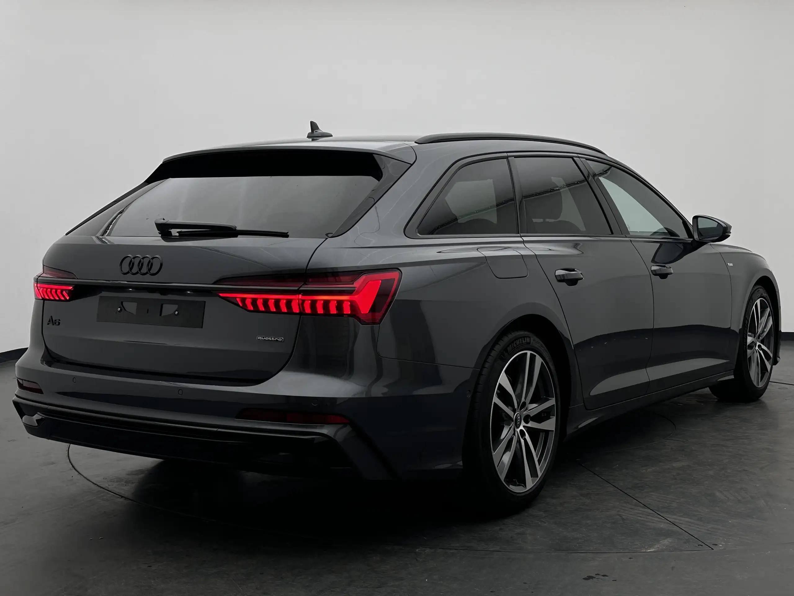 Audi - A6