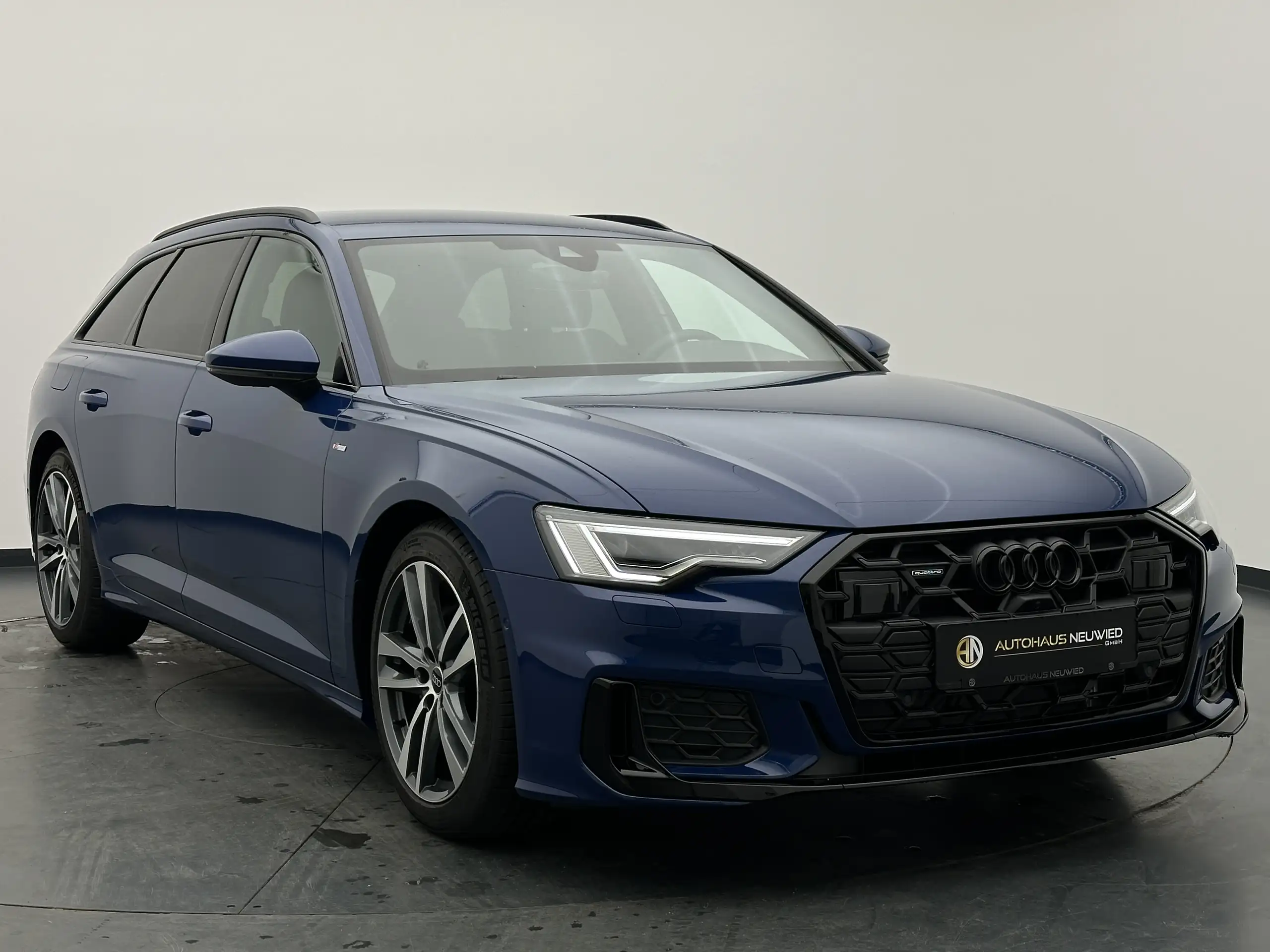 Audi - A6