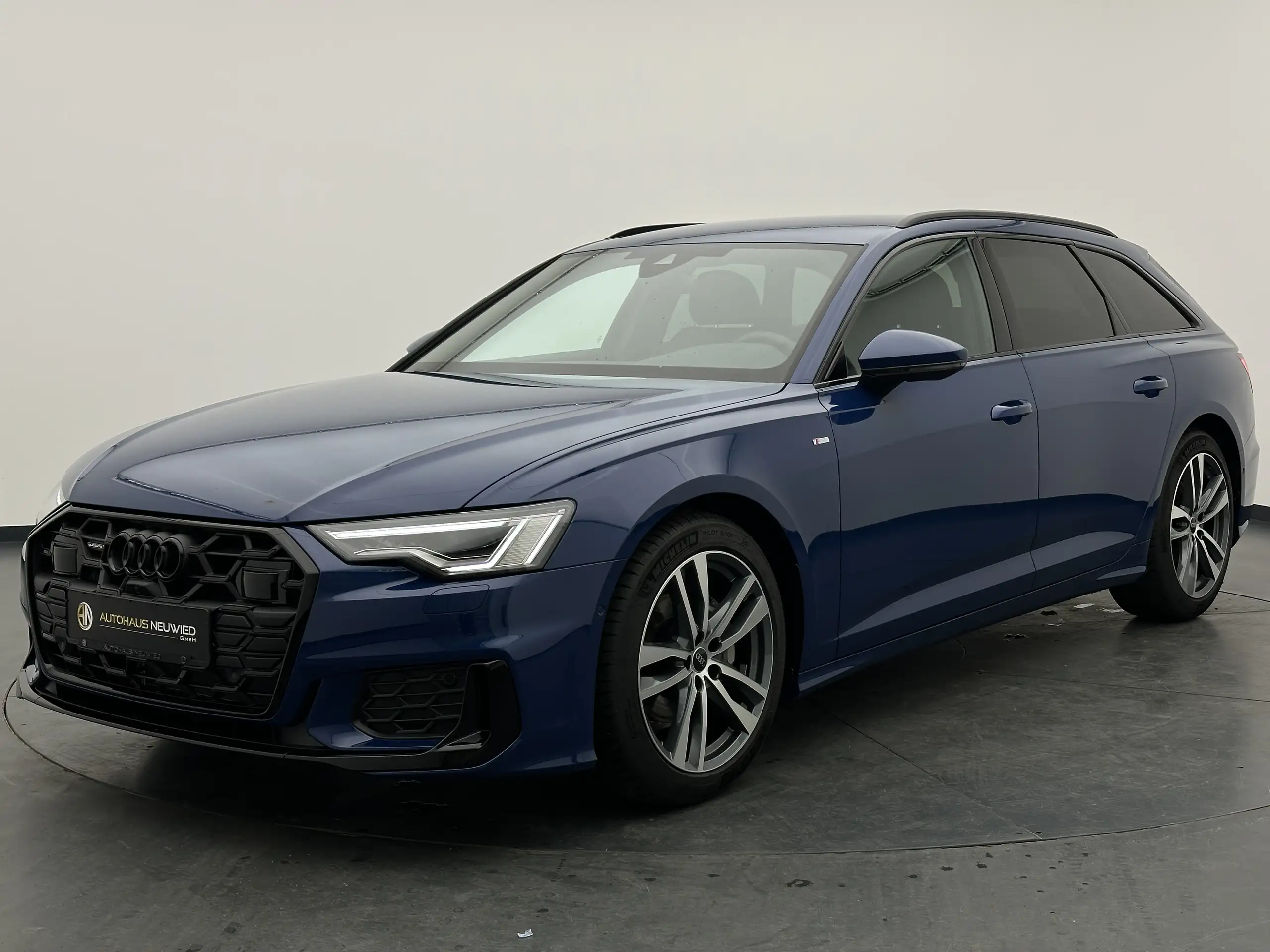 Audi - A6