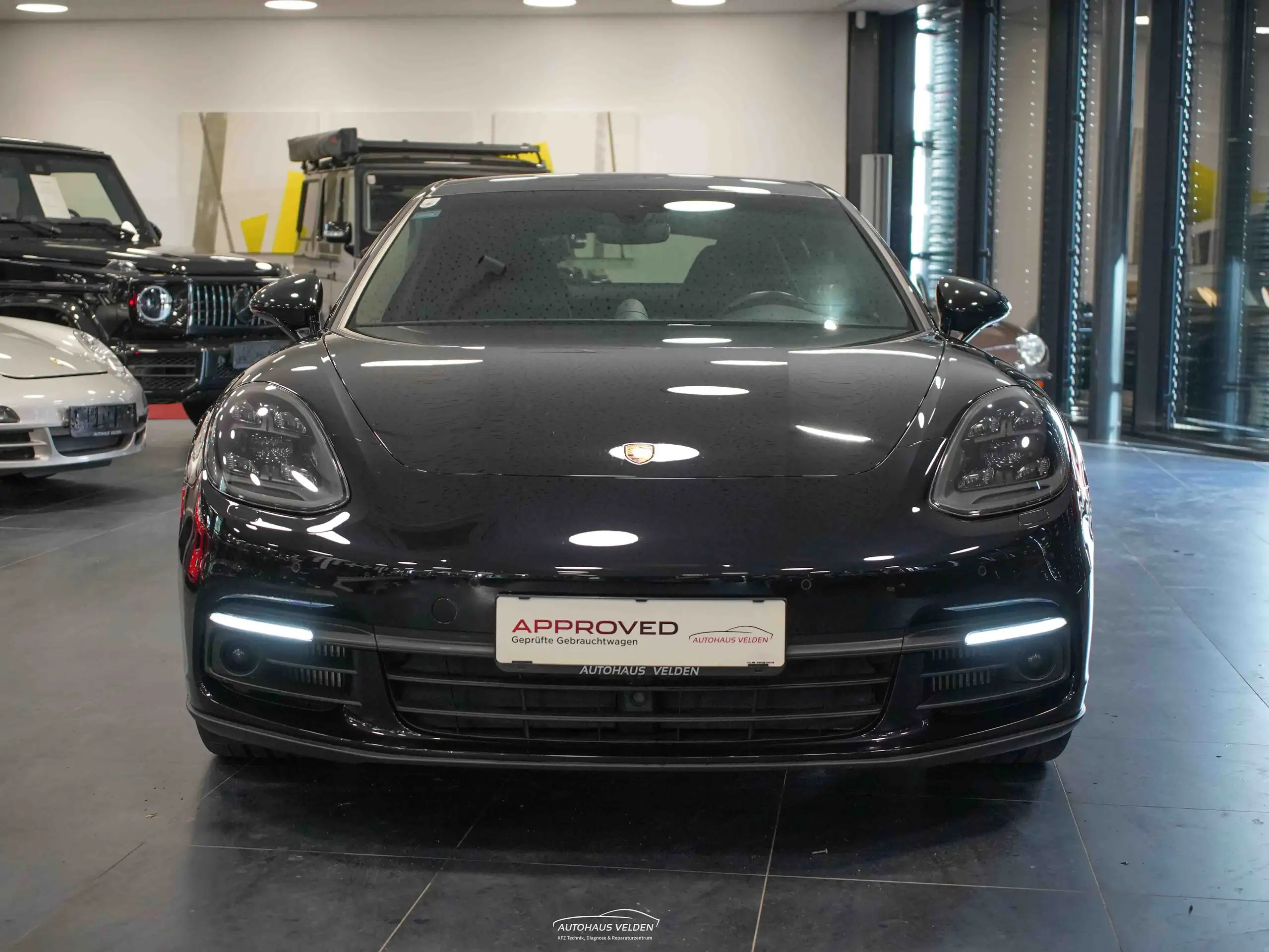 Porsche - Panamera