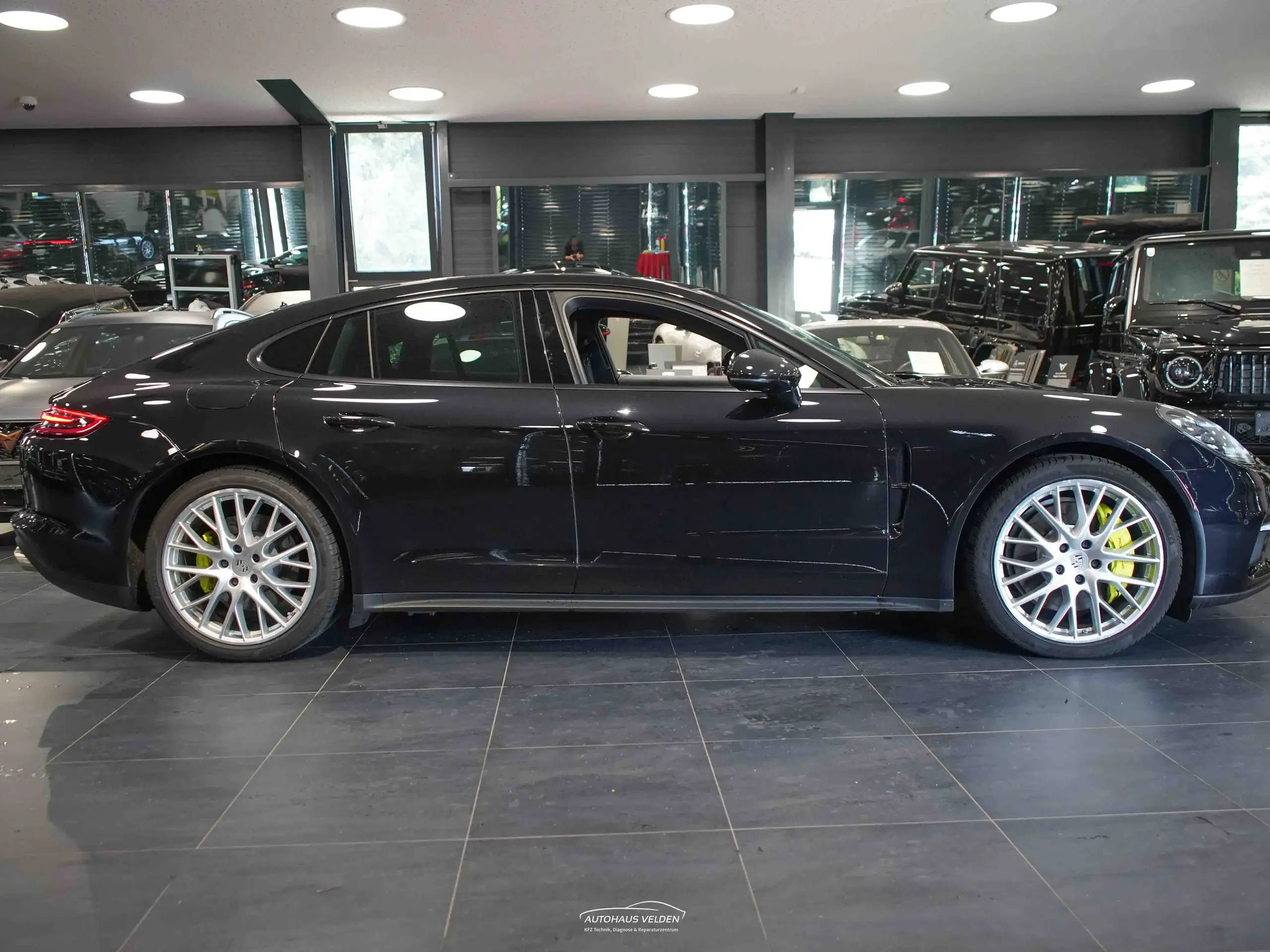 Porsche - Panamera