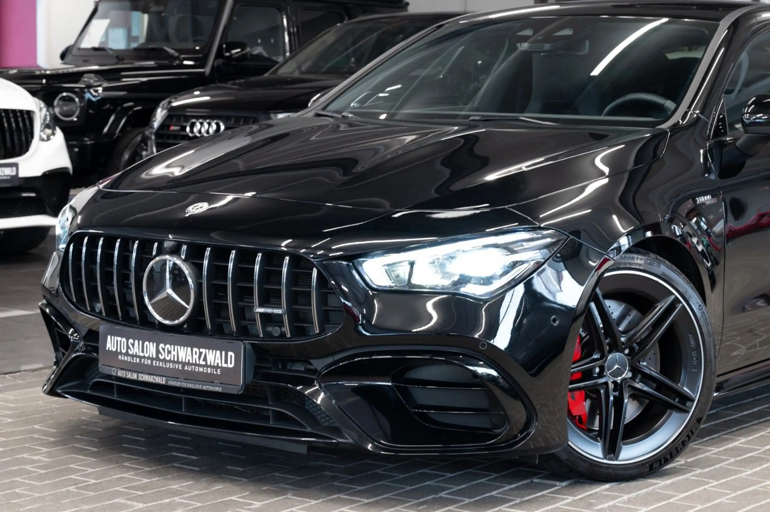 Mercedes-Benz - CLA 45 AMG