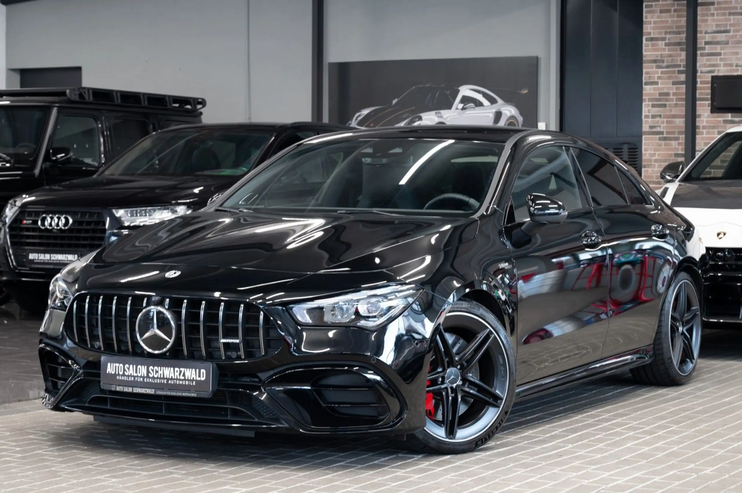 Mercedes-Benz - CLA 45 AMG