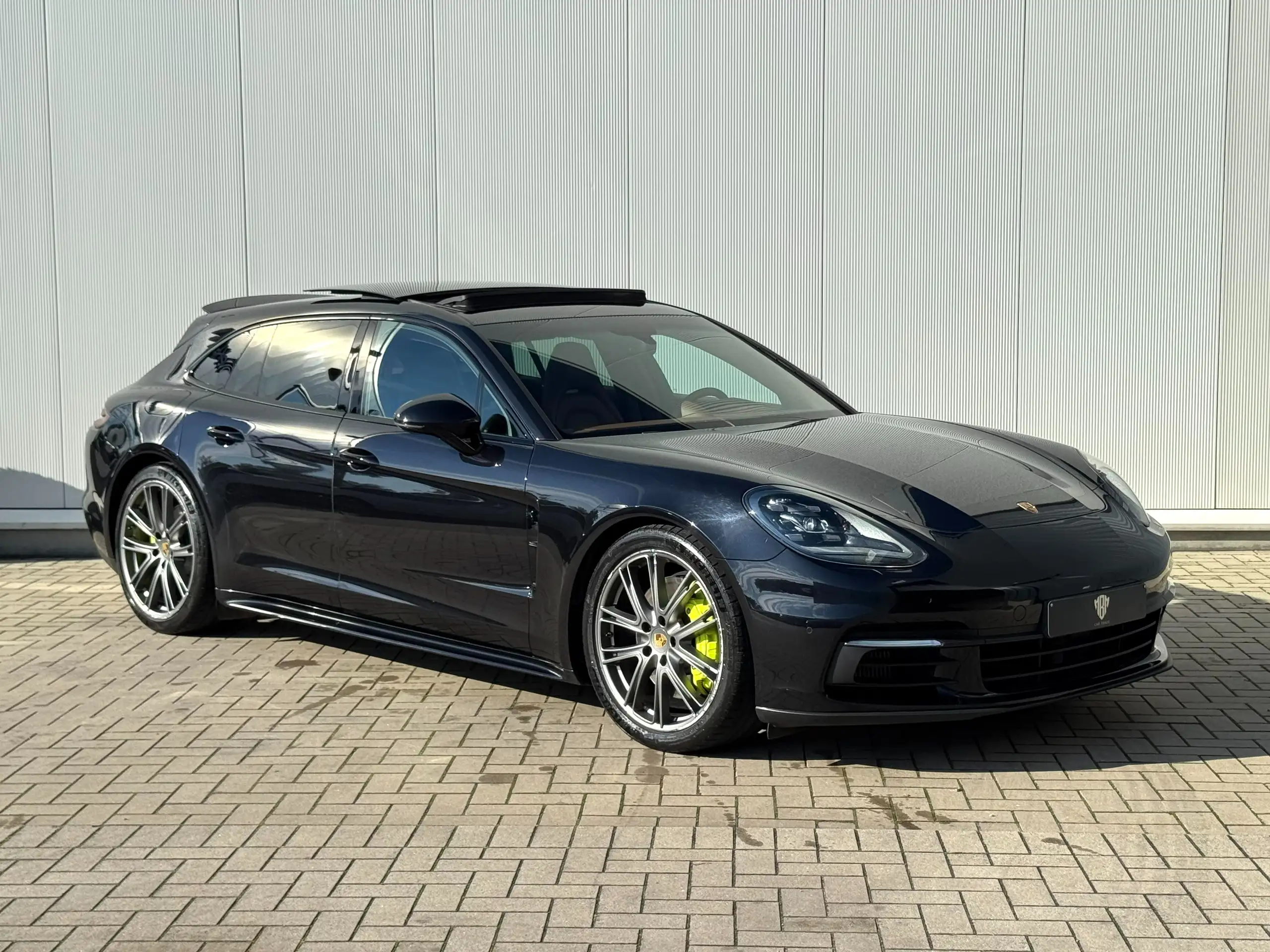 Porsche - Panamera