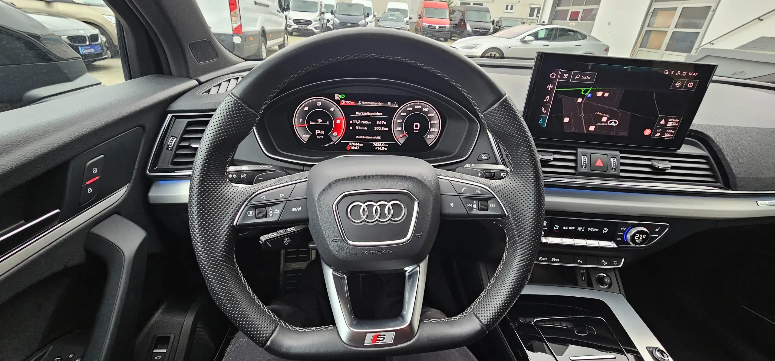 Audi - SQ5