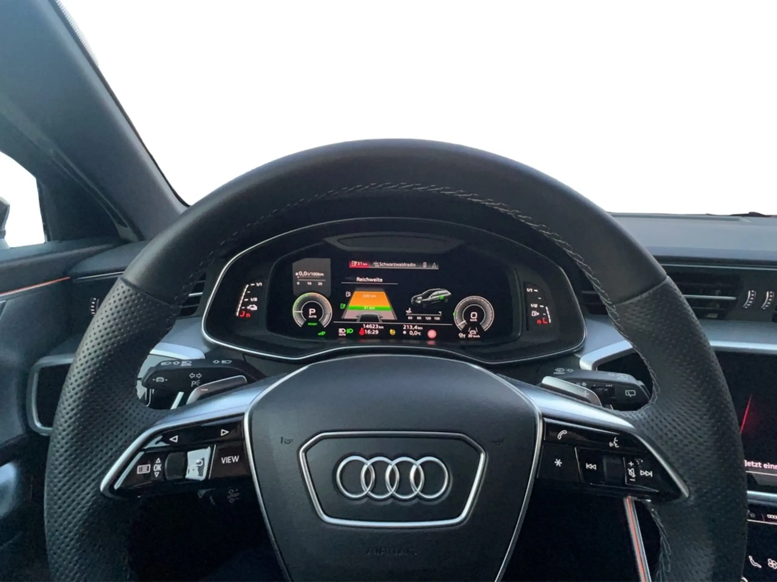 Audi - A6