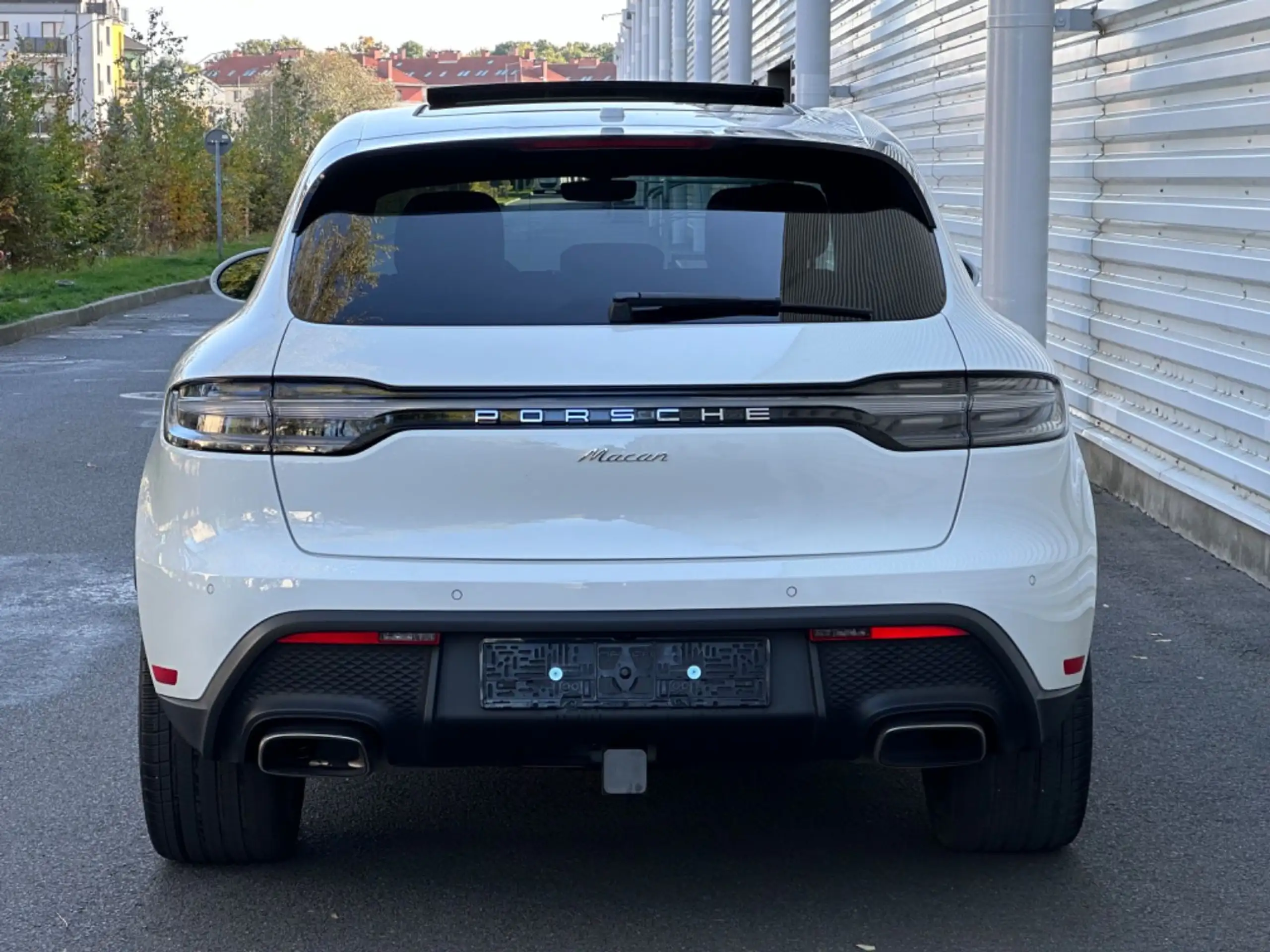 Porsche - Macan