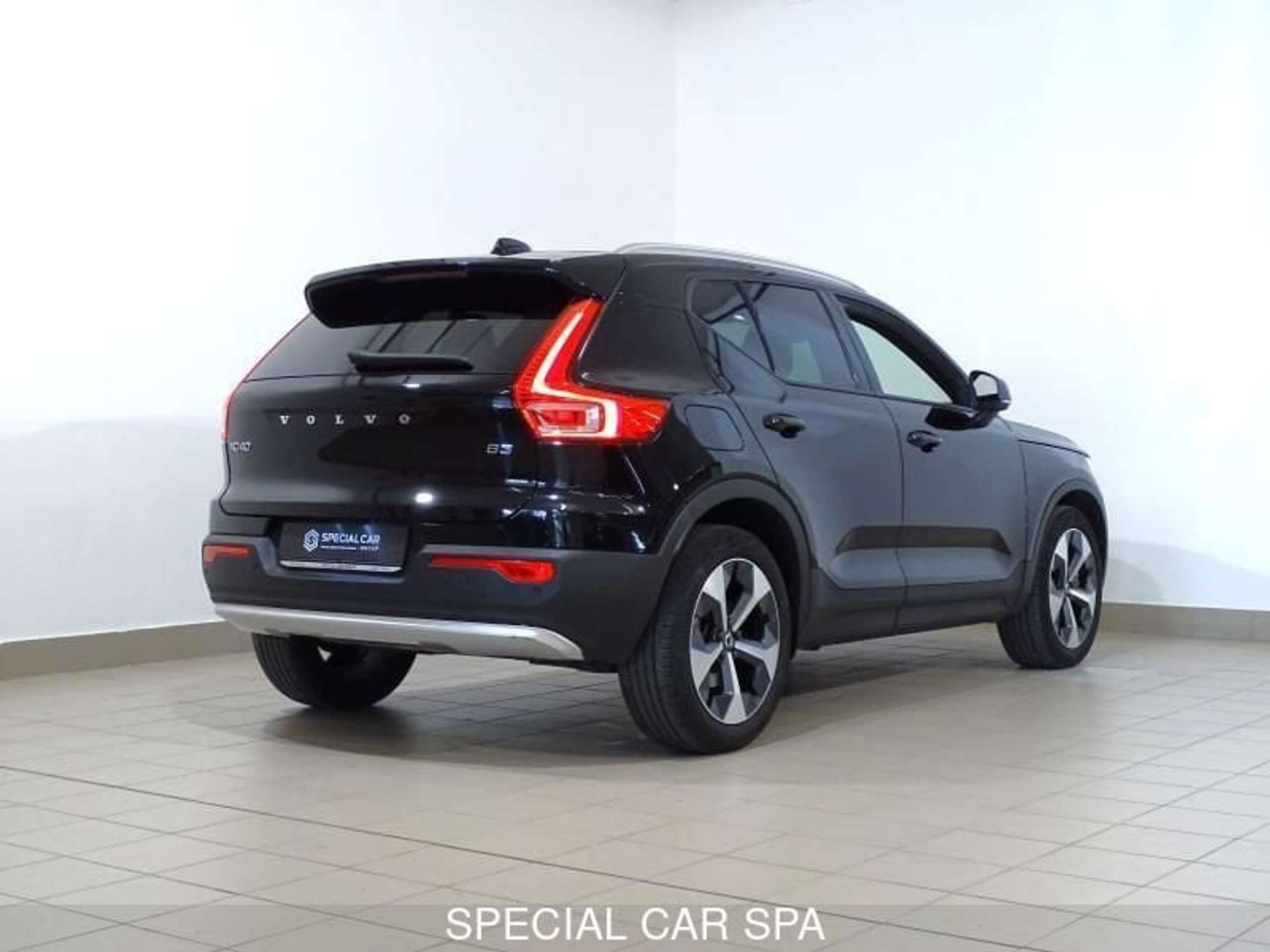 Volvo - XC40