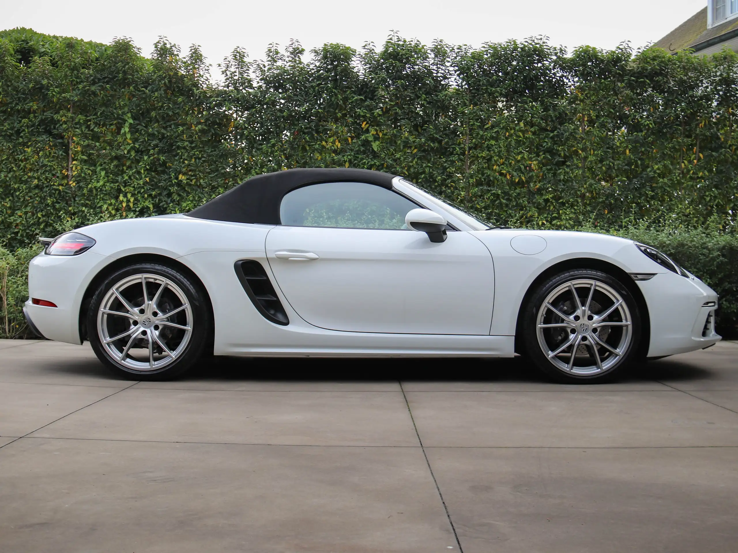 Porsche - Boxster