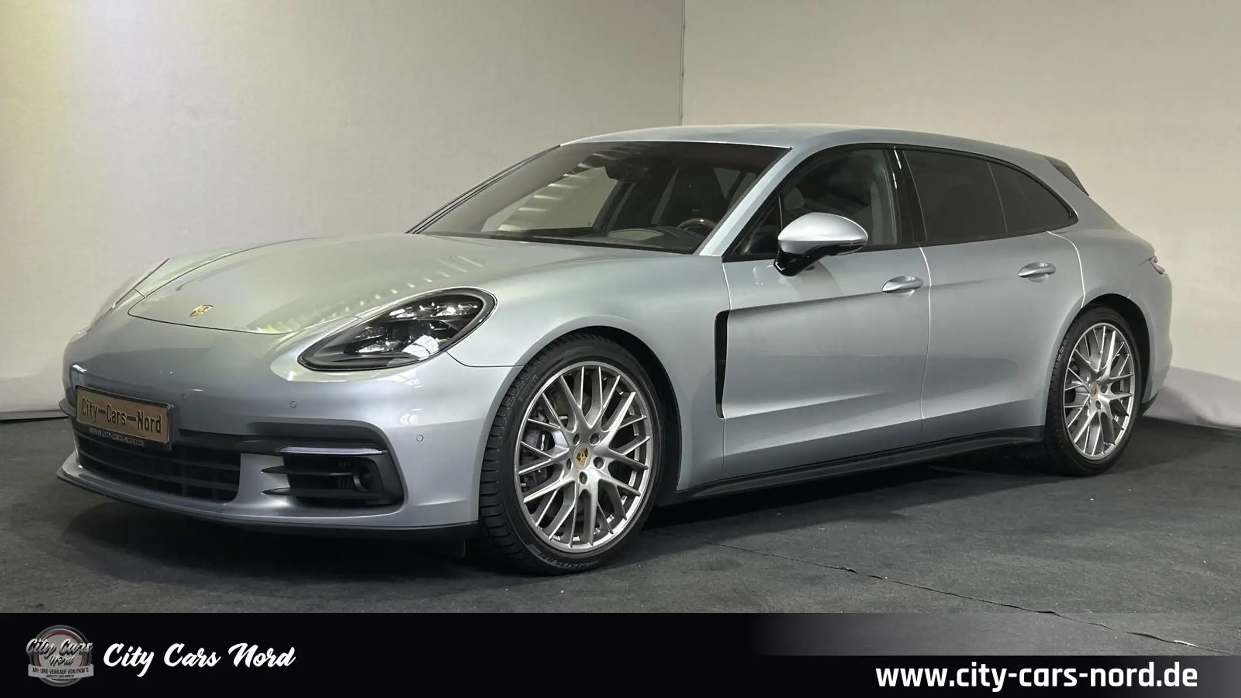 Porsche - Panamera