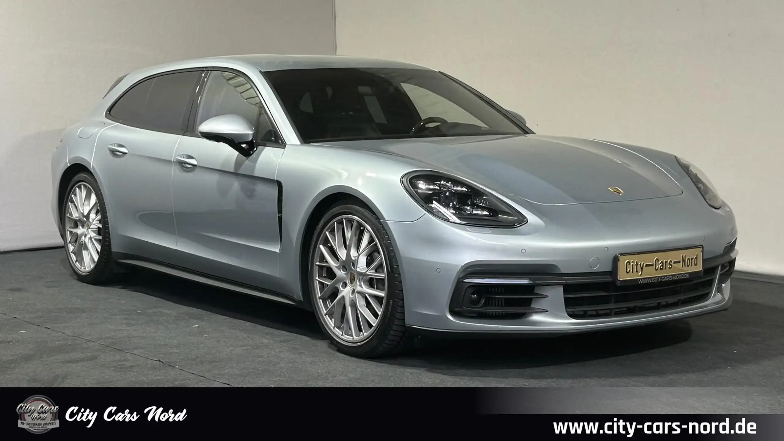 Porsche - Panamera