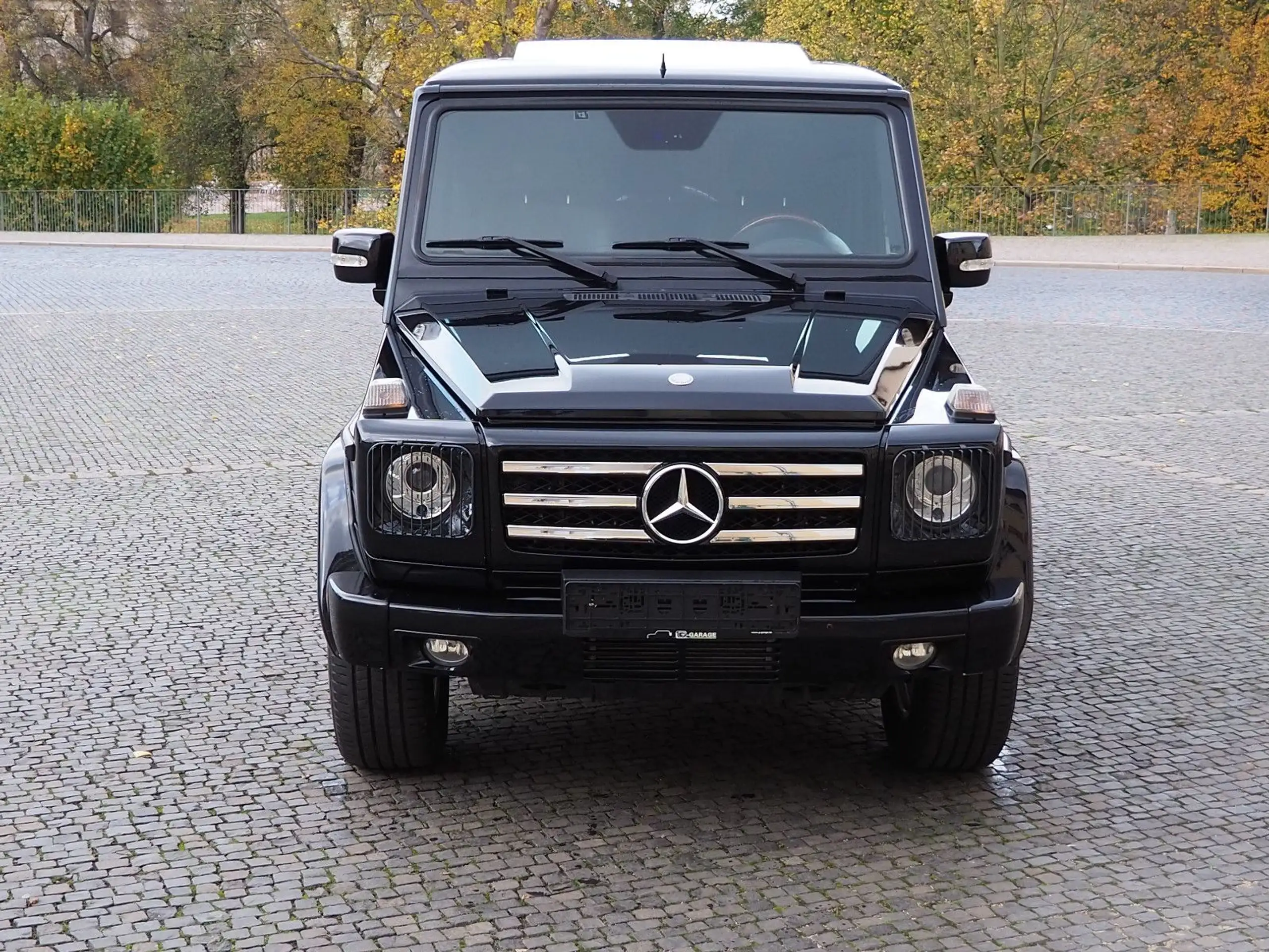 Mercedes-Benz - G 500