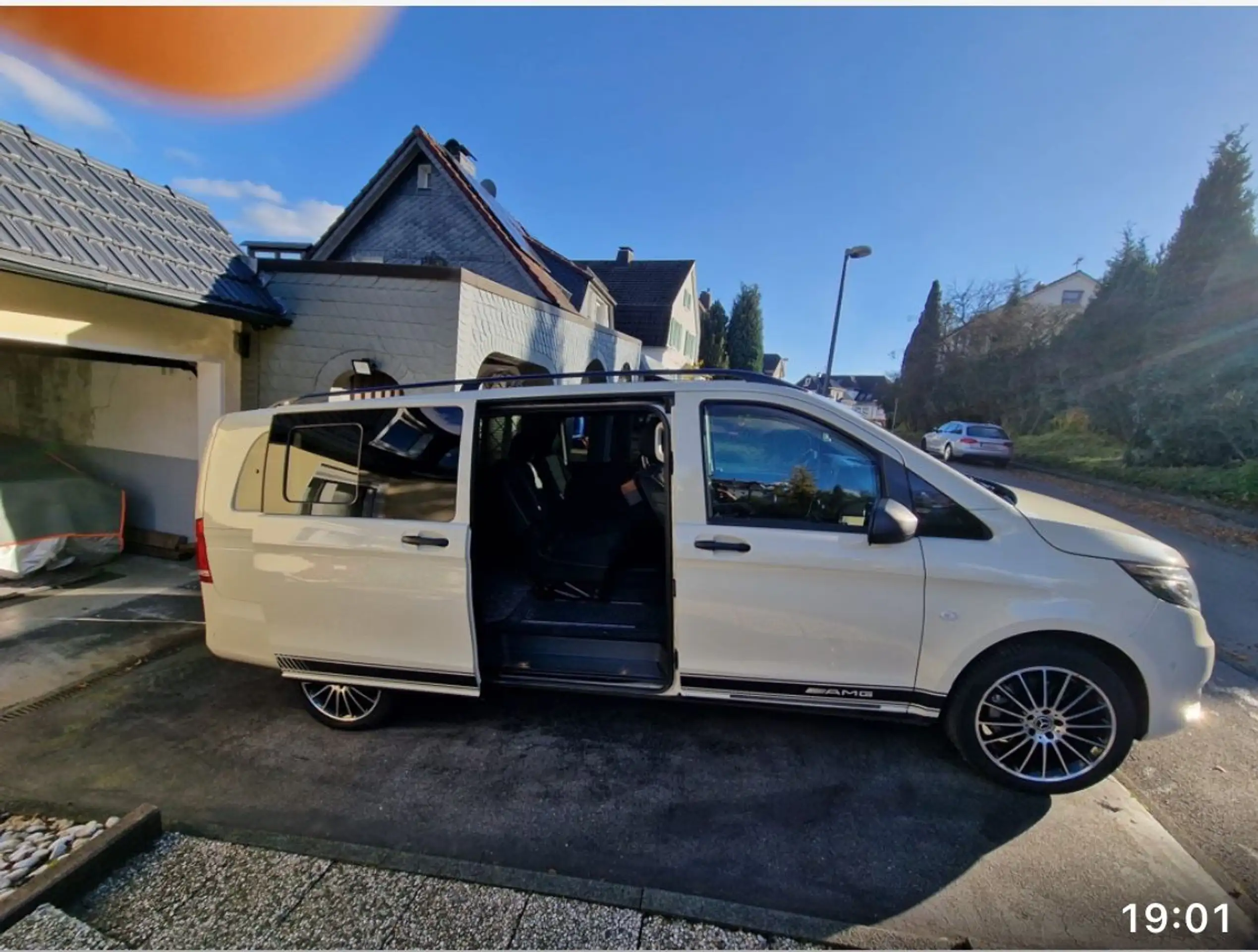 Mercedes-Benz - Vito