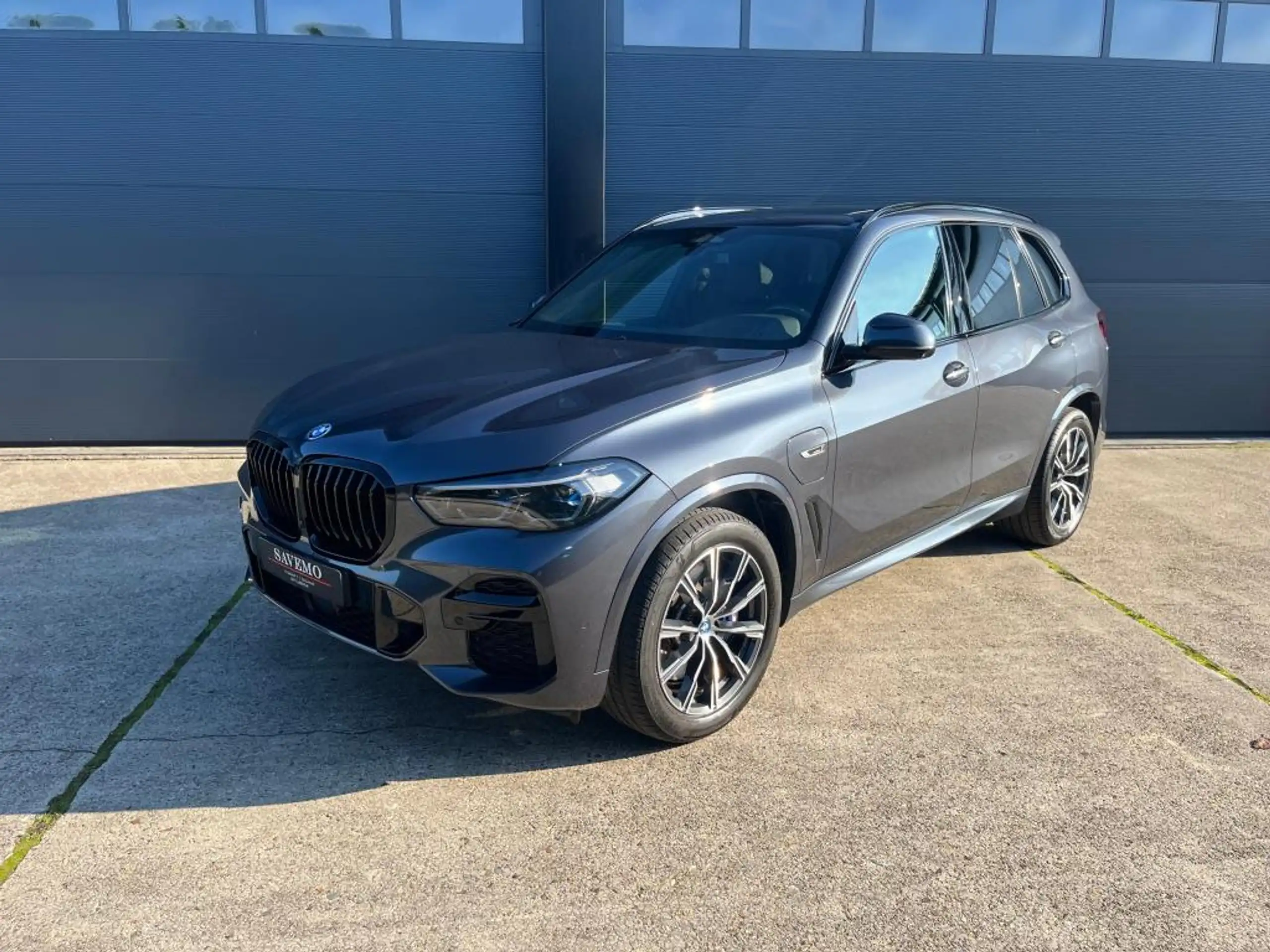 BMW - X5