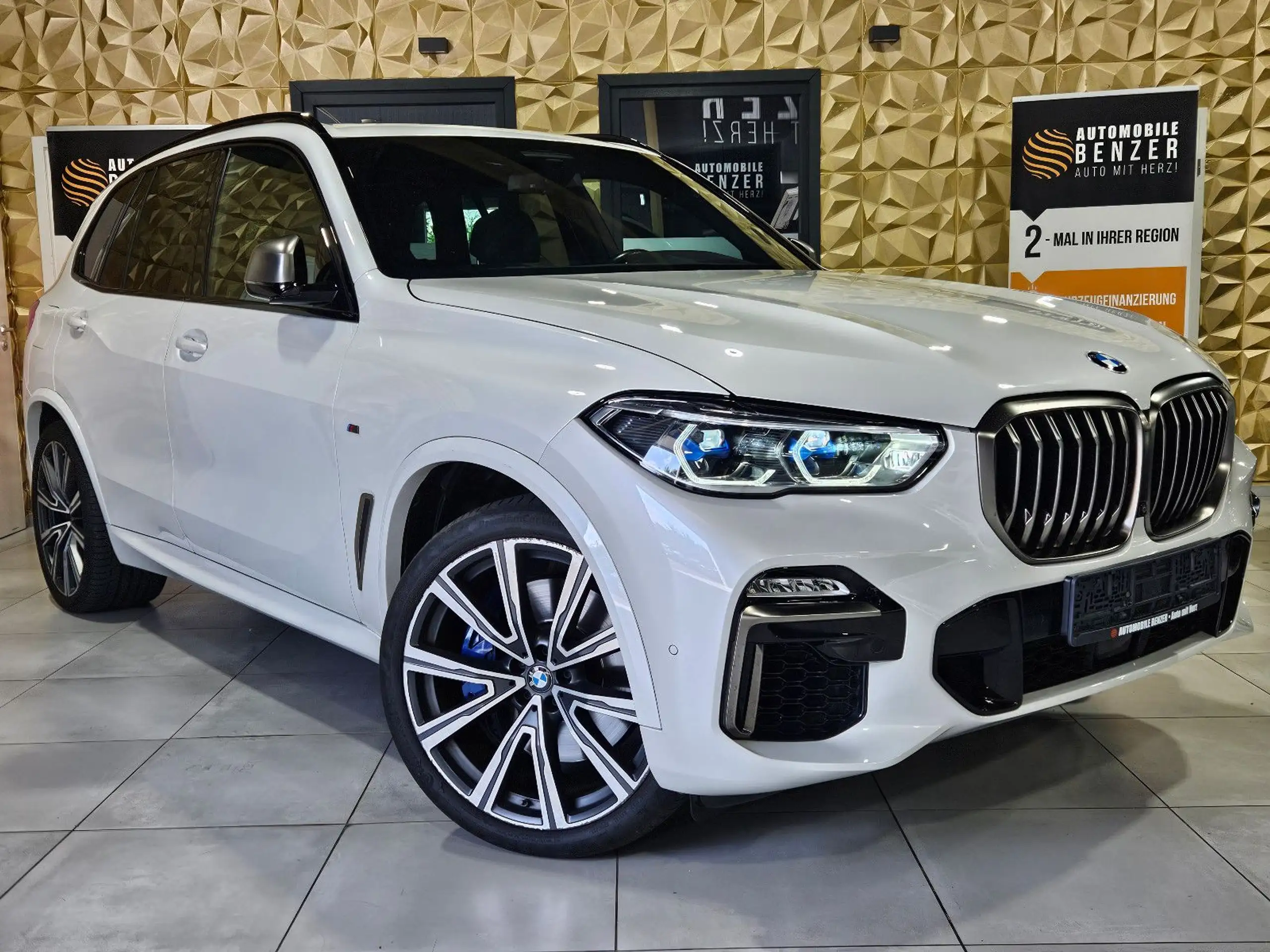 BMW - X5 M