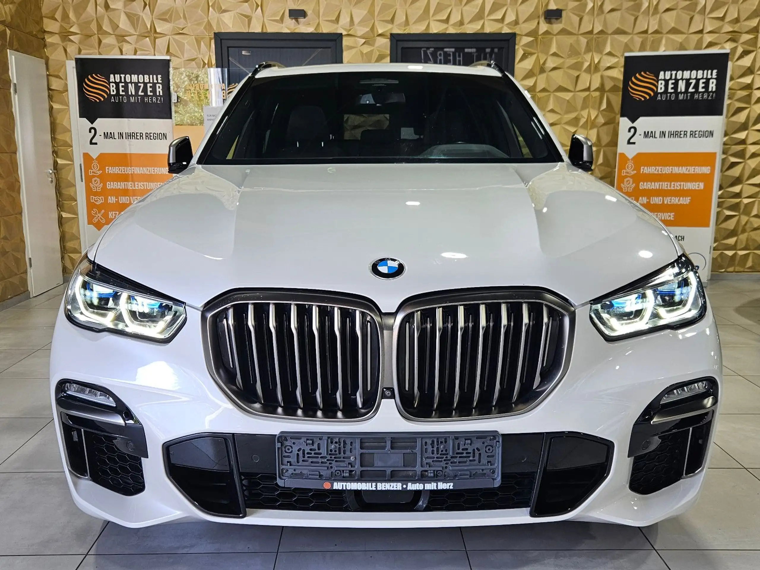 BMW - X5 M