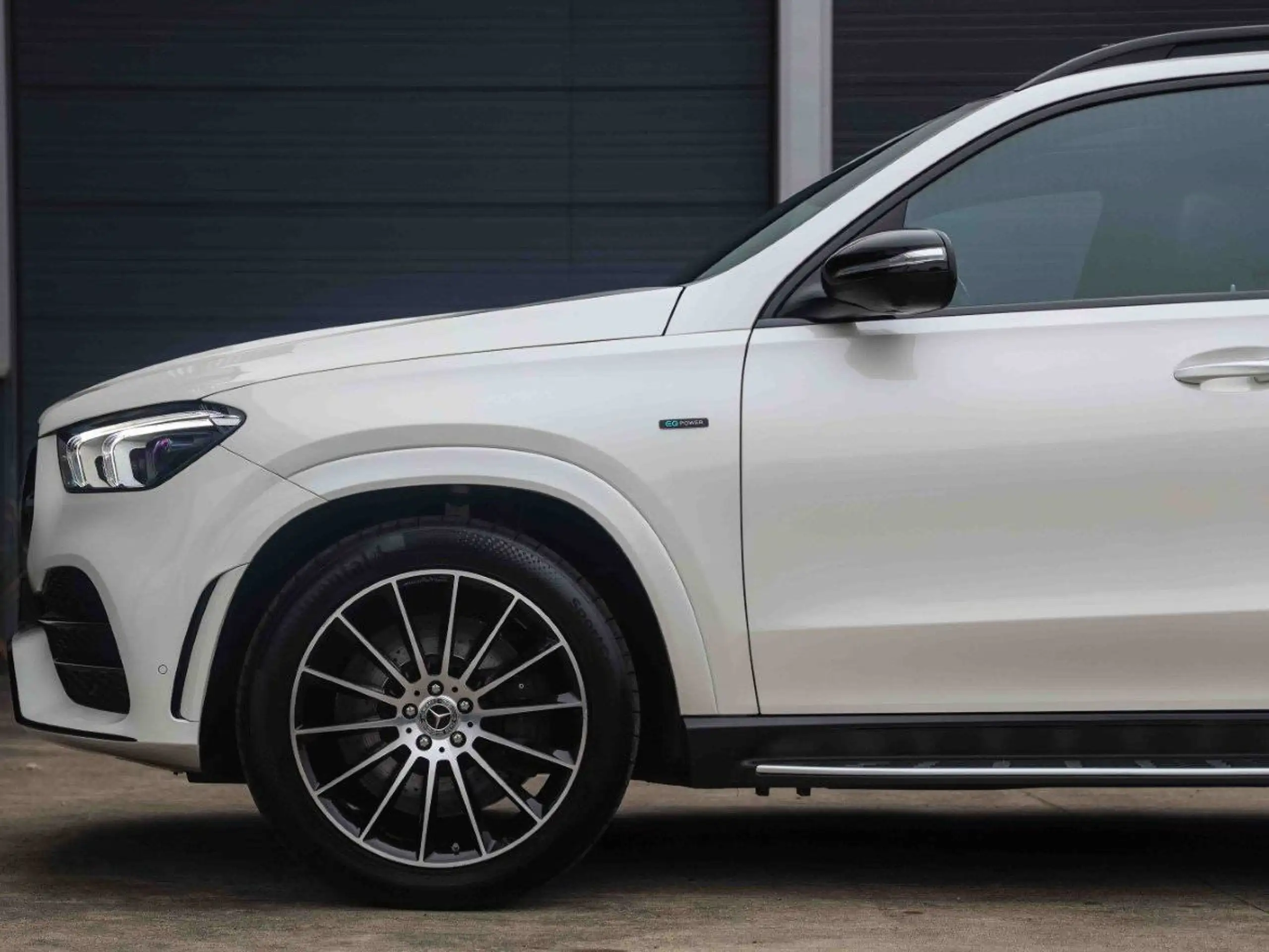 Mercedes-Benz - GLE 350