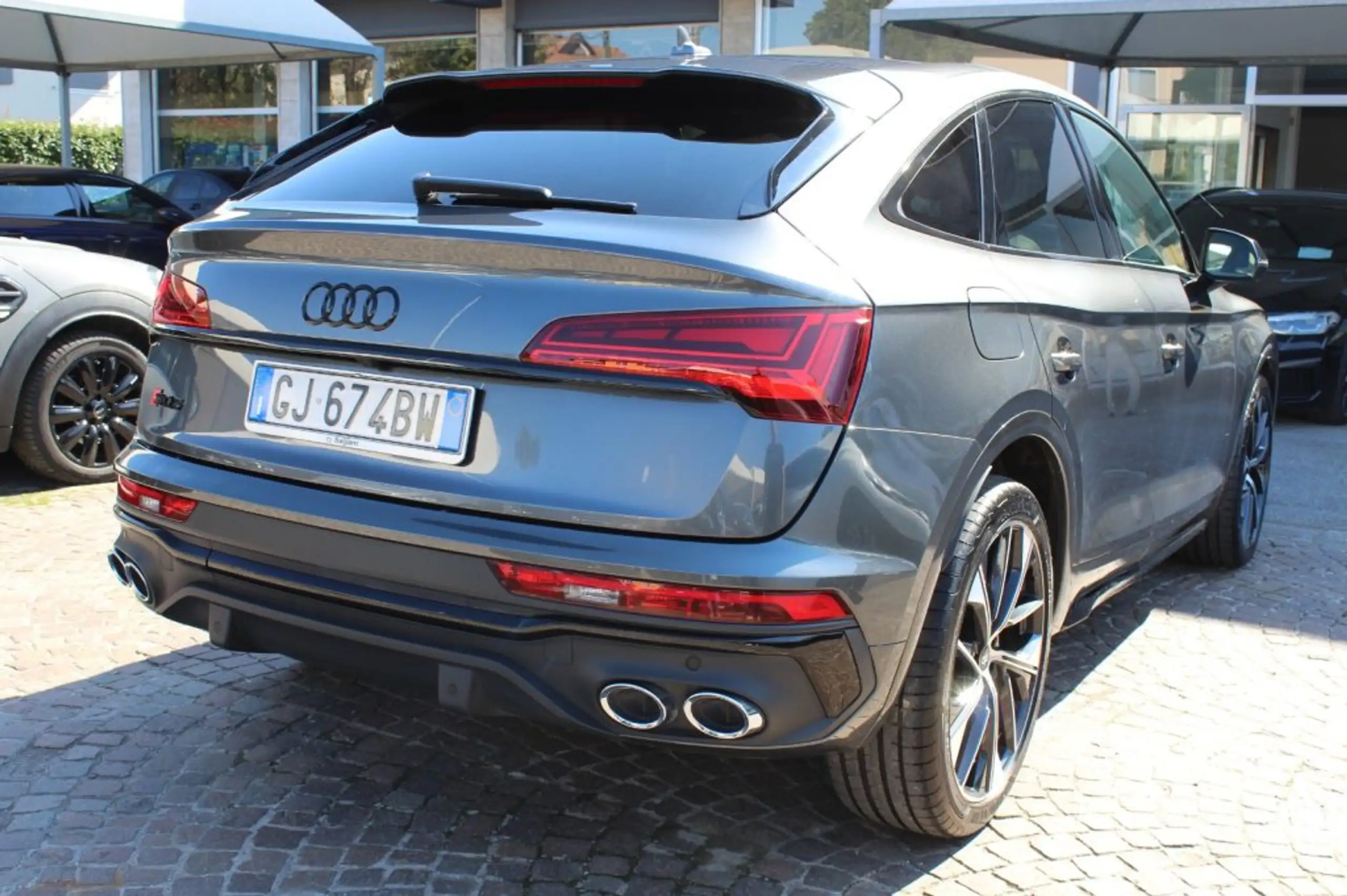 Audi - SQ5