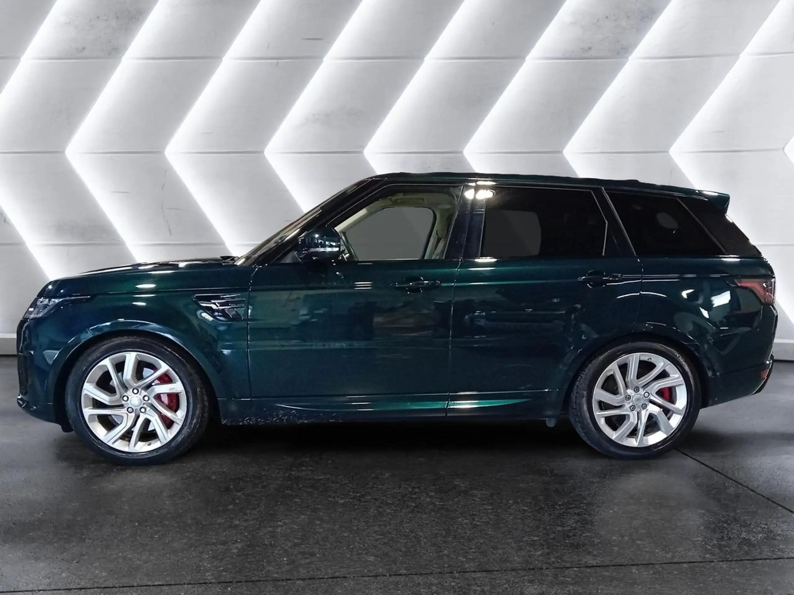 Land Rover - Range Rover Sport