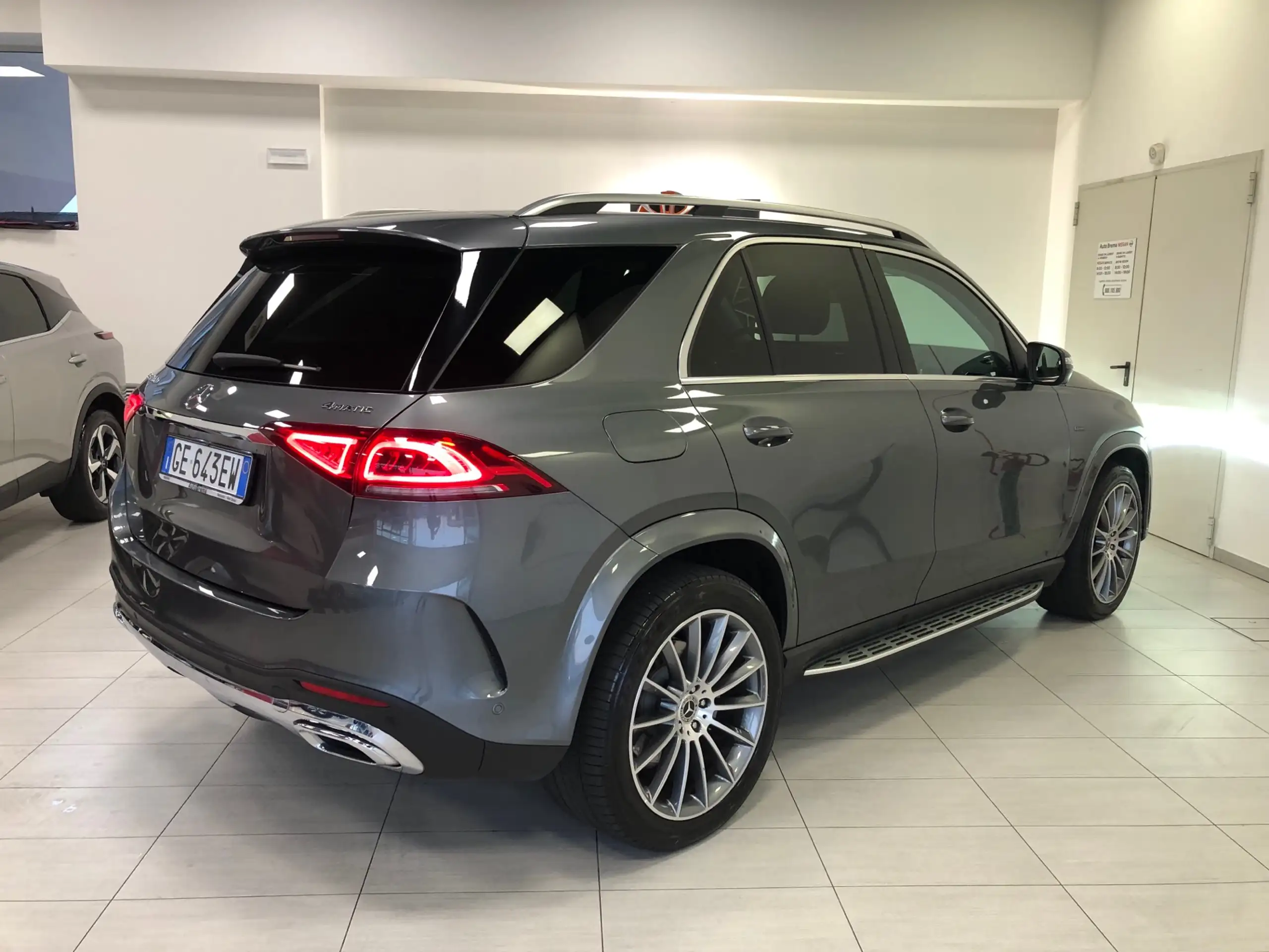 Mercedes-Benz - GLE 350