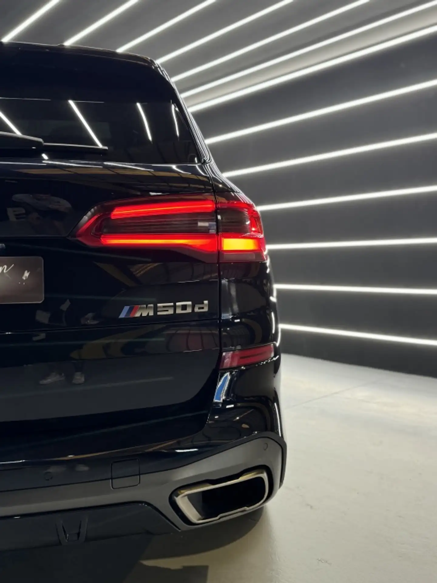 BMW - X5 M