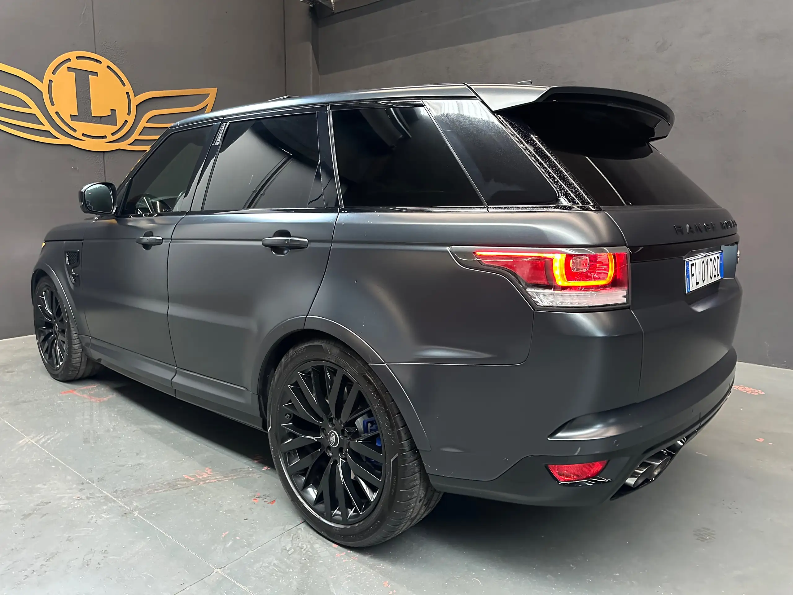 Land Rover - Range Rover Sport