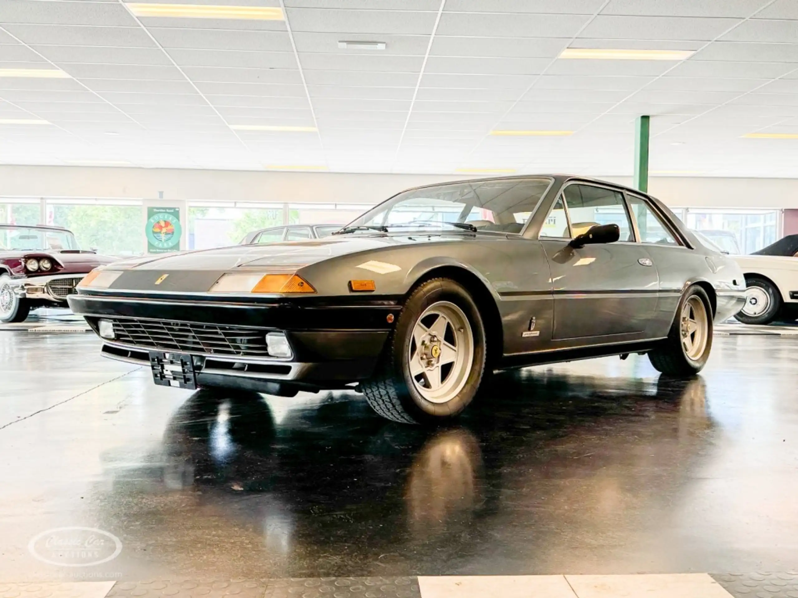 Ferrari - 400