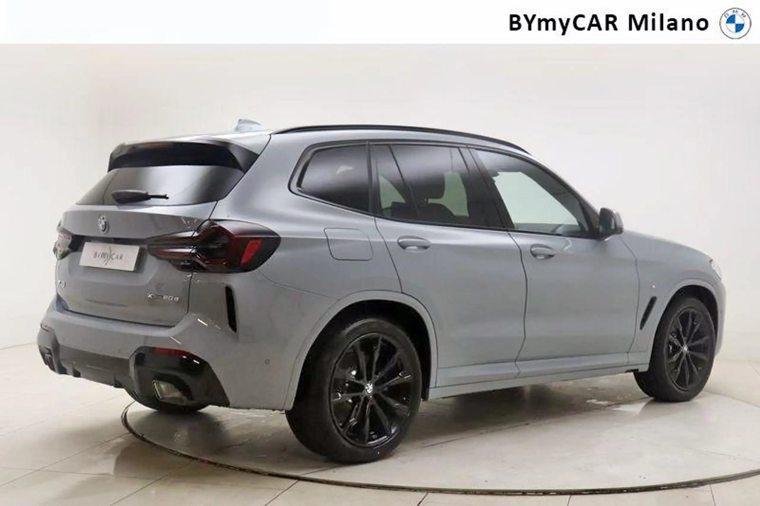 BMW - X3