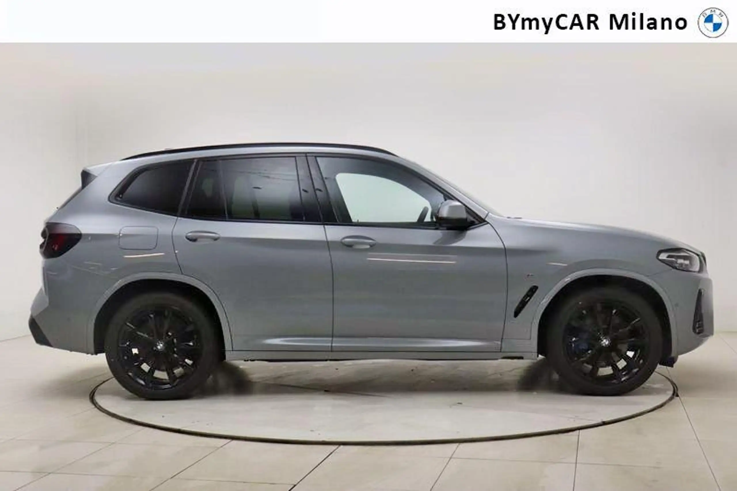 BMW - X3