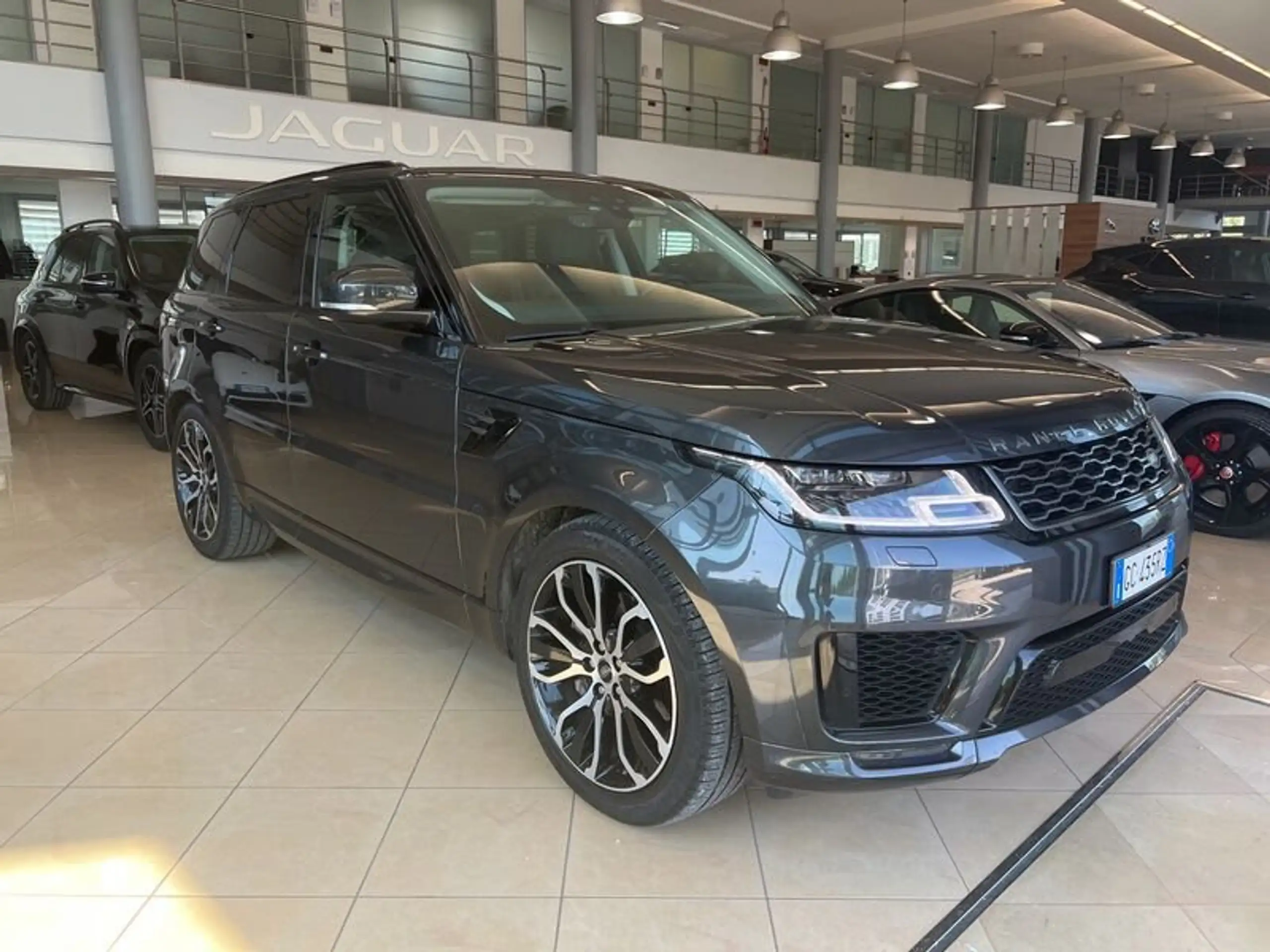 Land Rover - Range Rover Sport