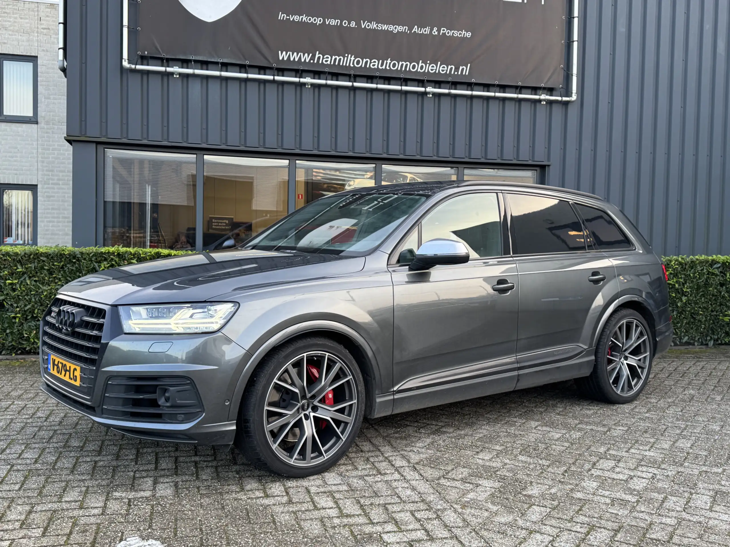 Audi - SQ7