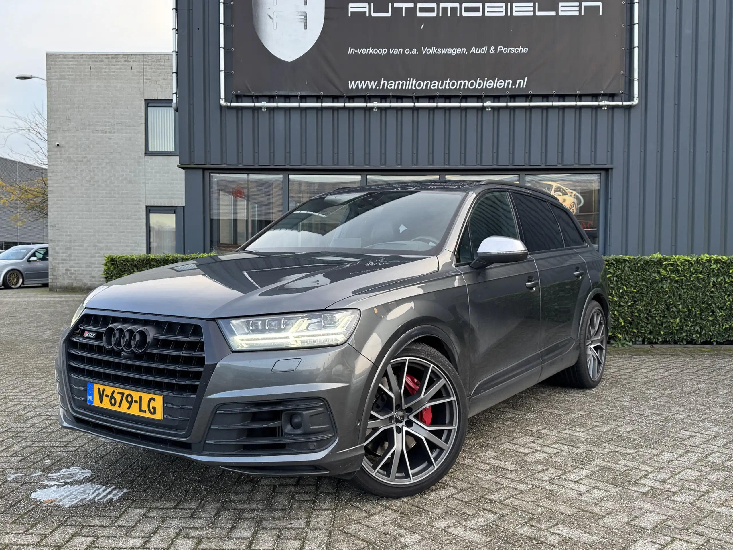 Audi - SQ7