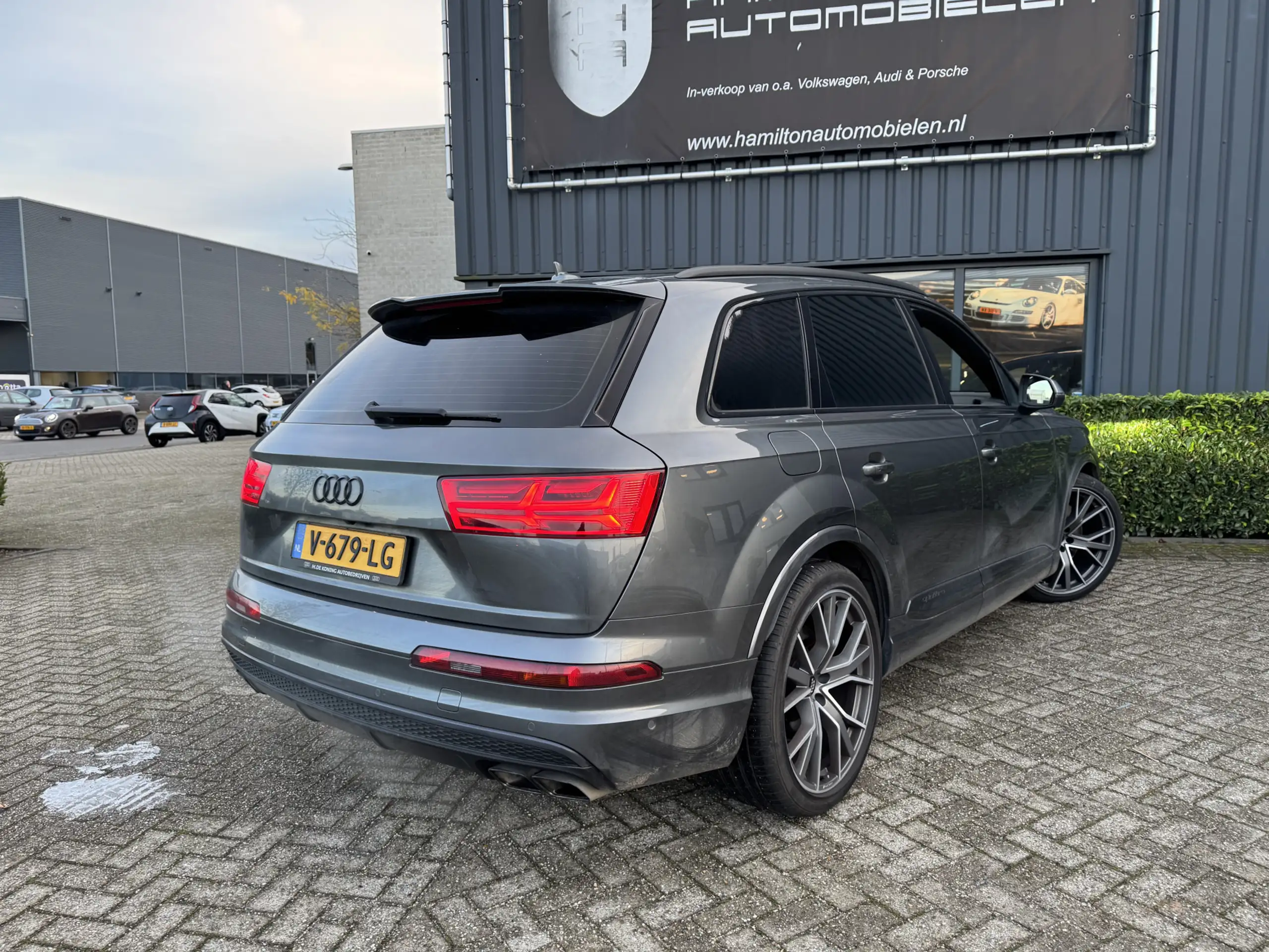 Audi - SQ7