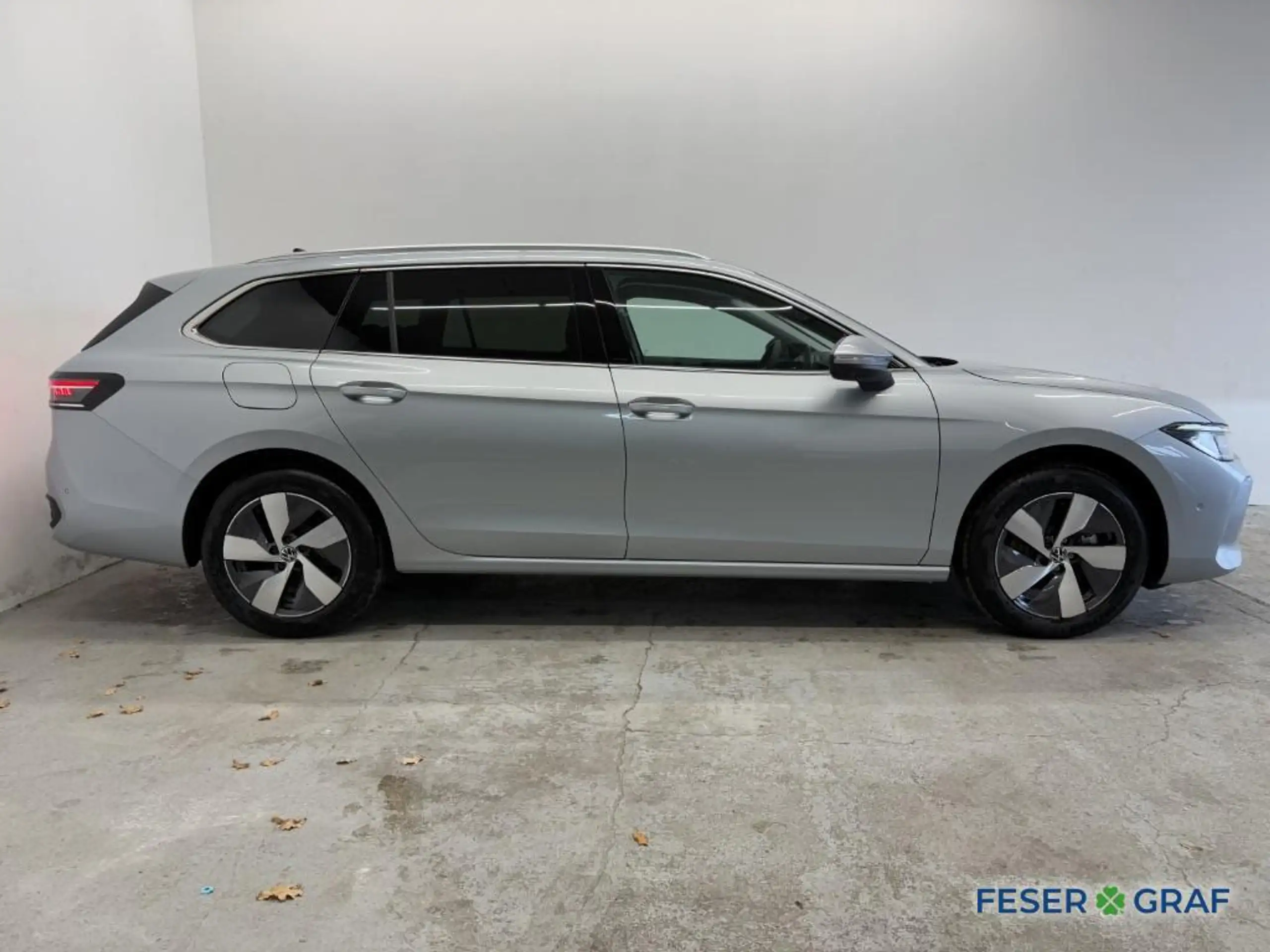 Volkswagen - Passat