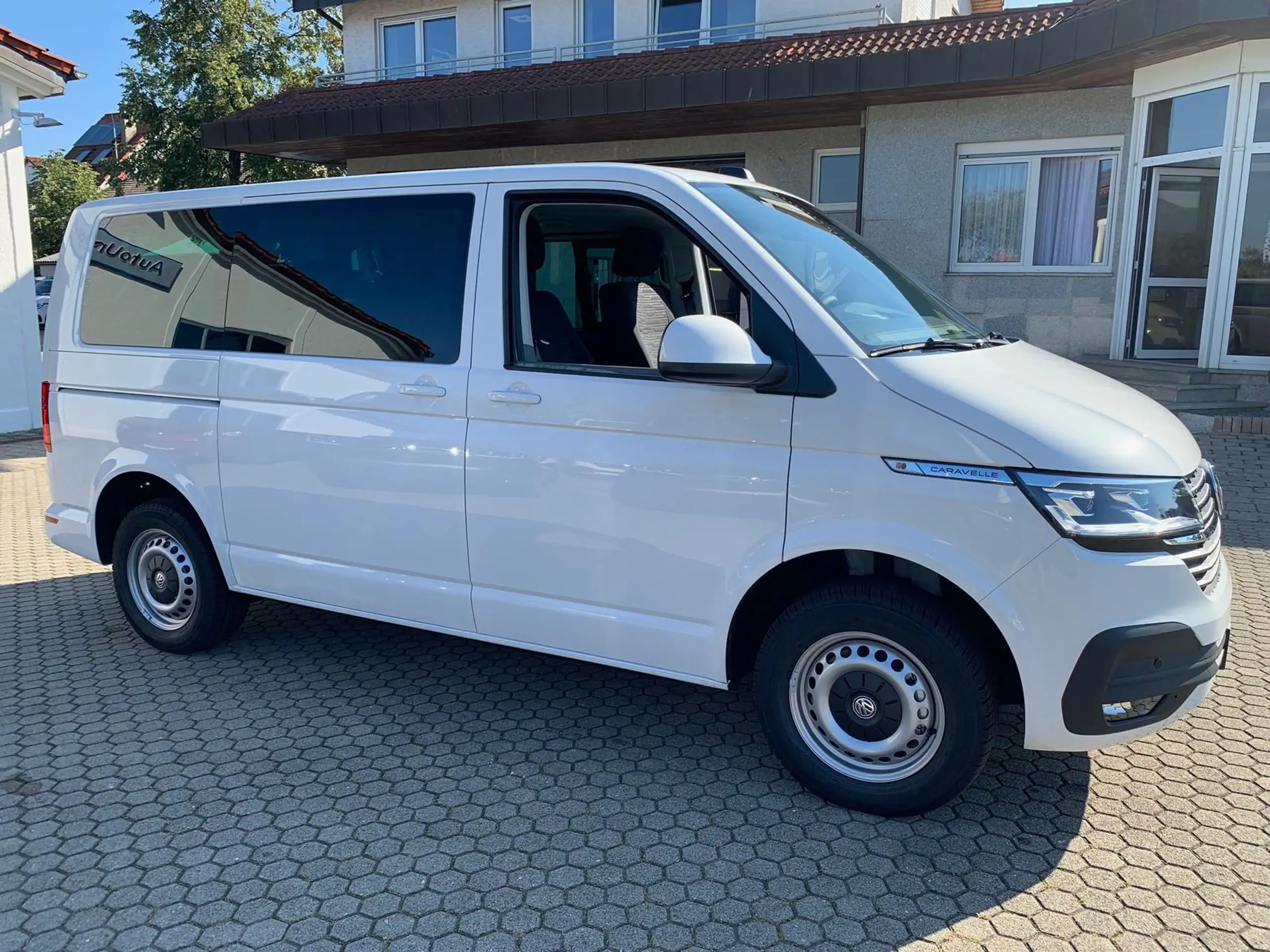 Volkswagen - T6.1 Caravelle