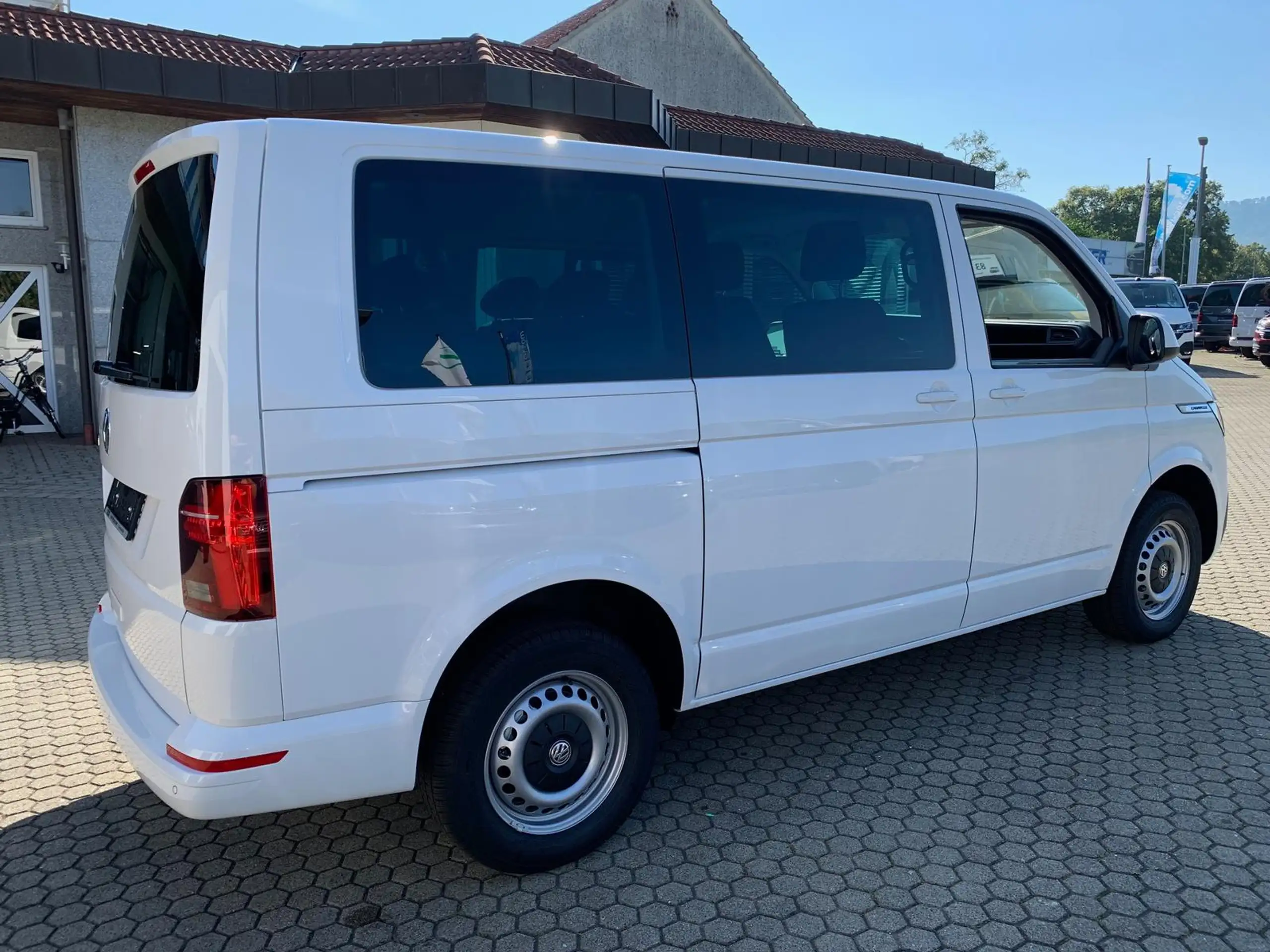 Volkswagen - T6.1 Caravelle