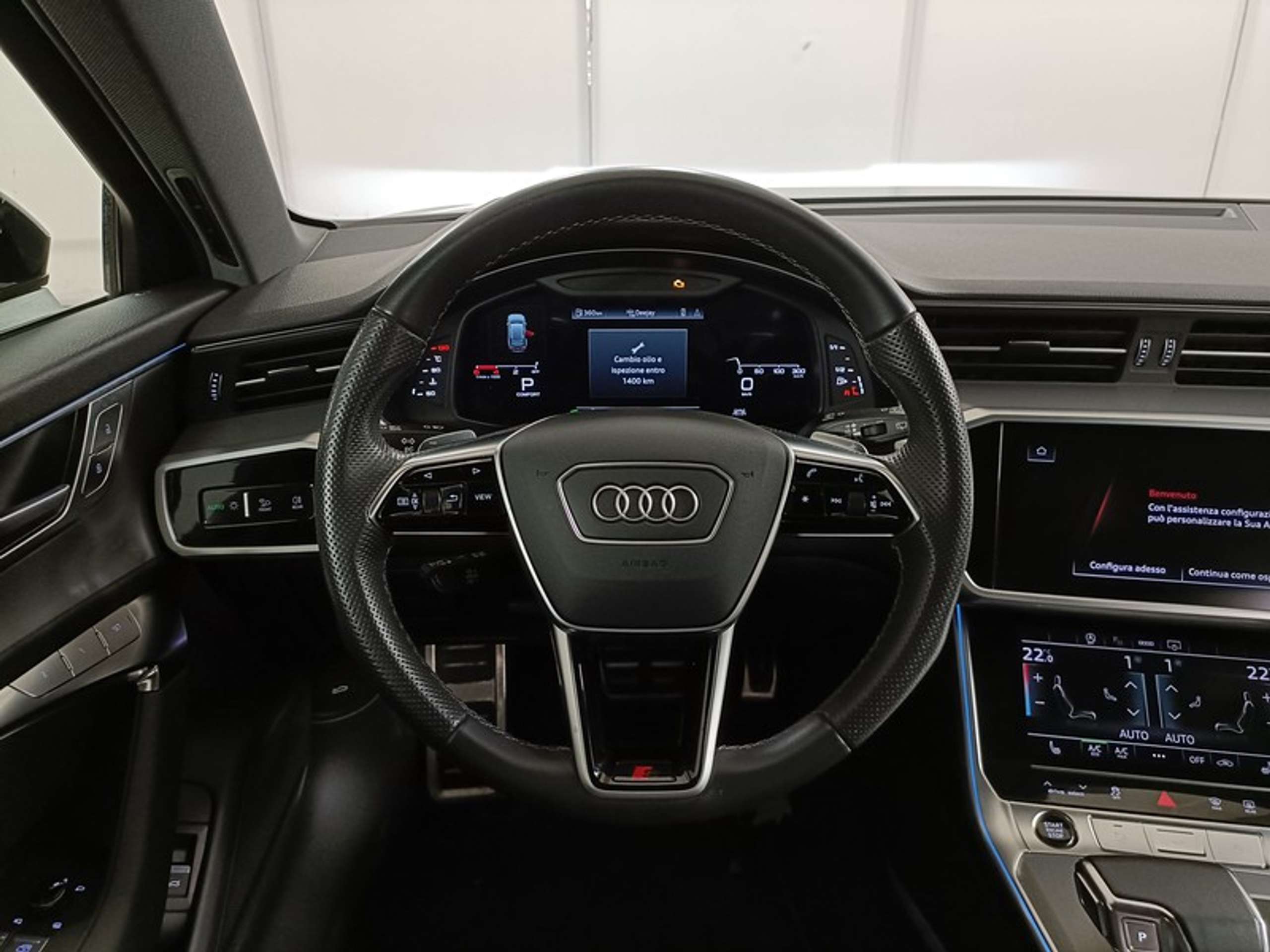 Audi - A6