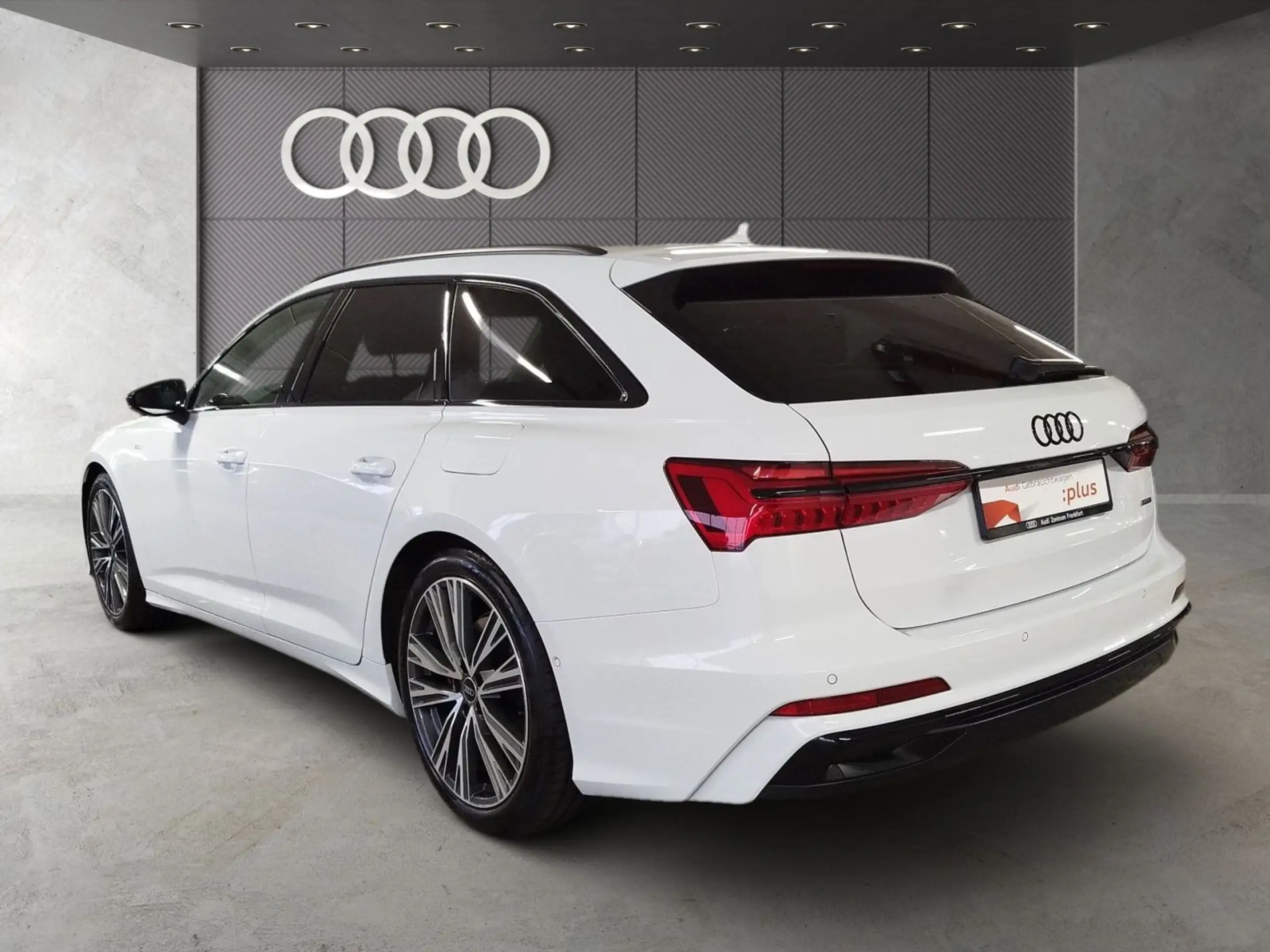 Audi - A6