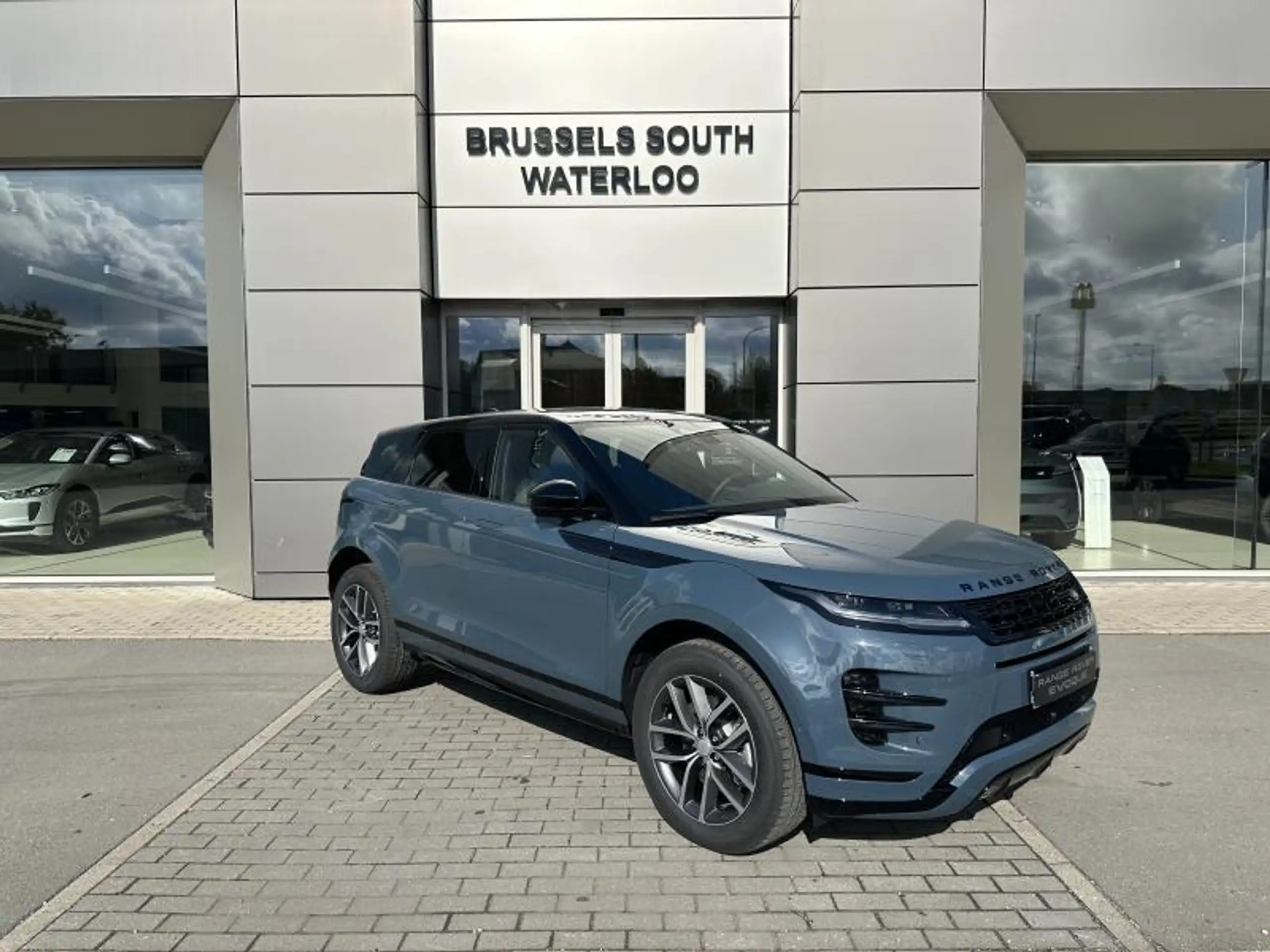 Land Rover - Range Rover Evoque