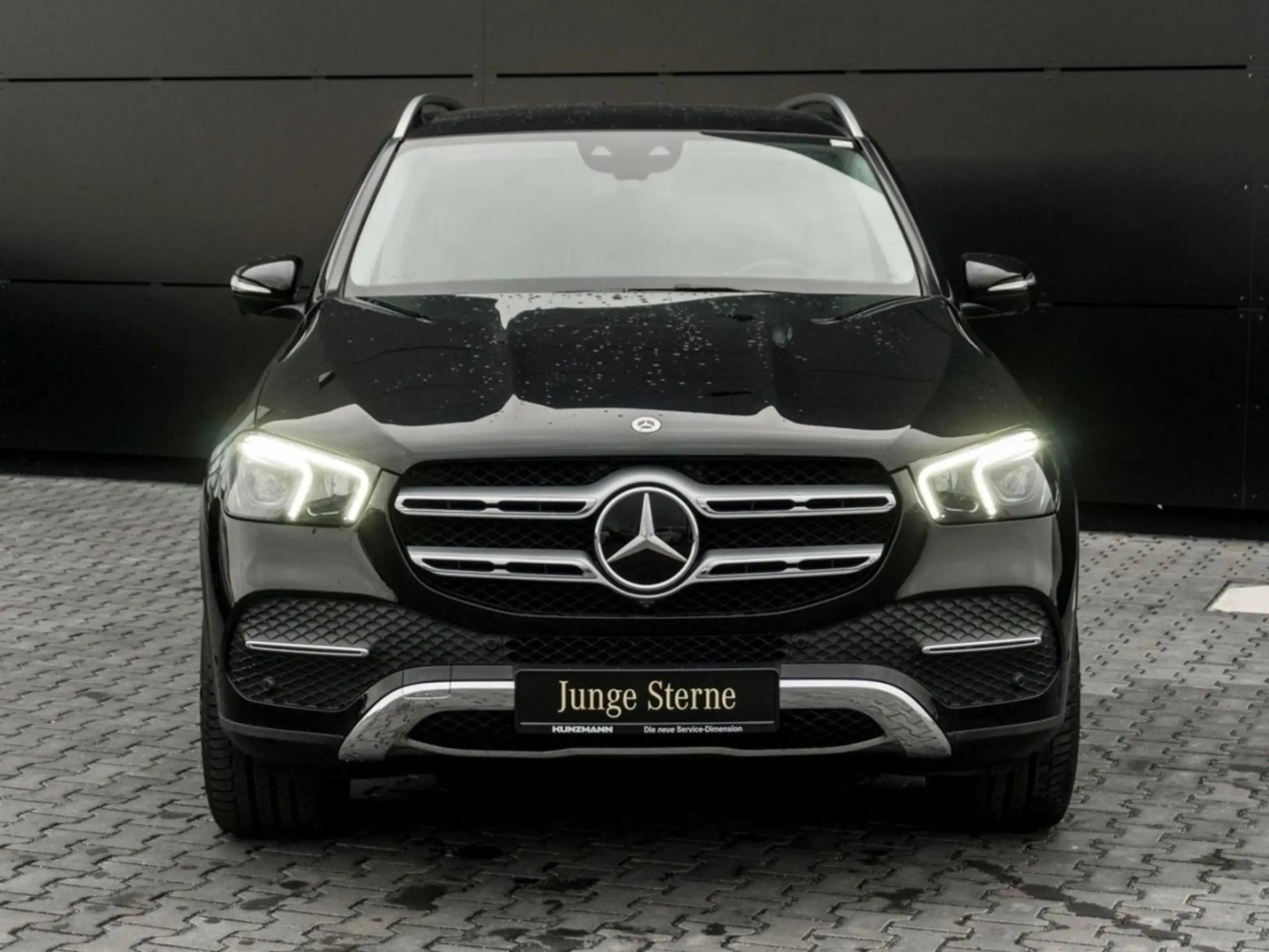 Mercedes-Benz - GLE 350