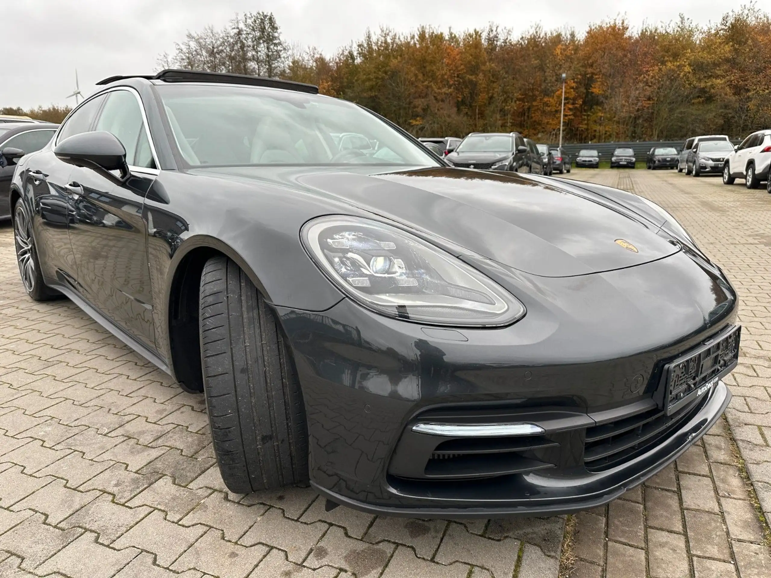 Porsche - Panamera