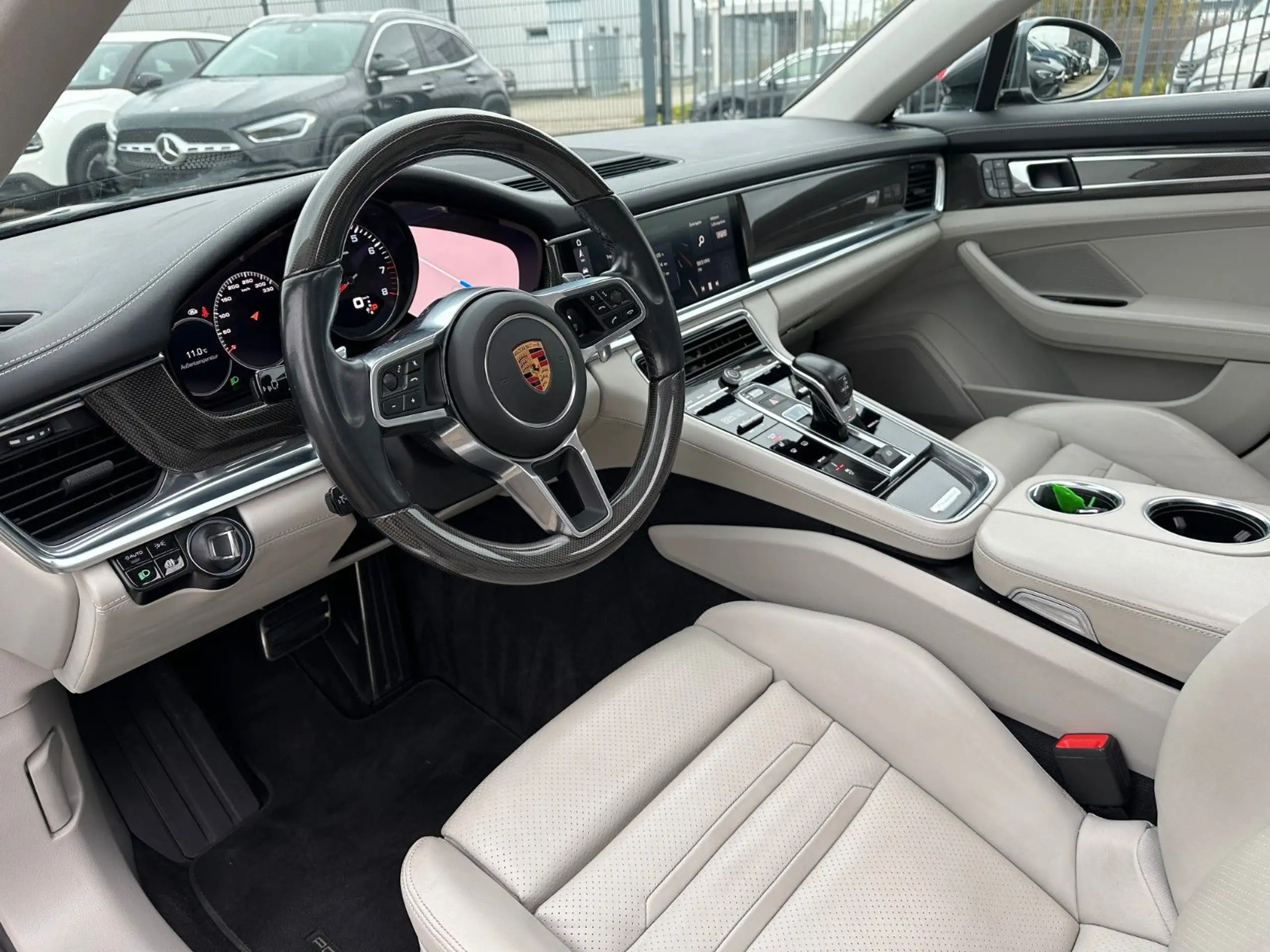 Porsche - Panamera