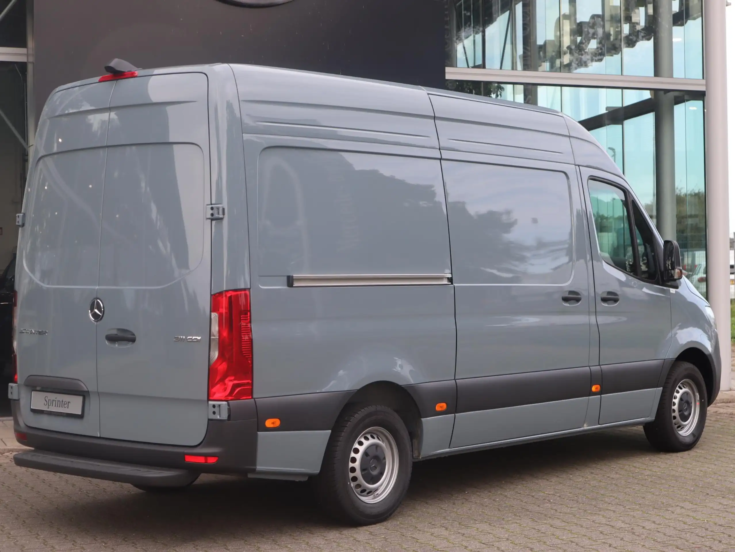 Mercedes-Benz - Sprinter